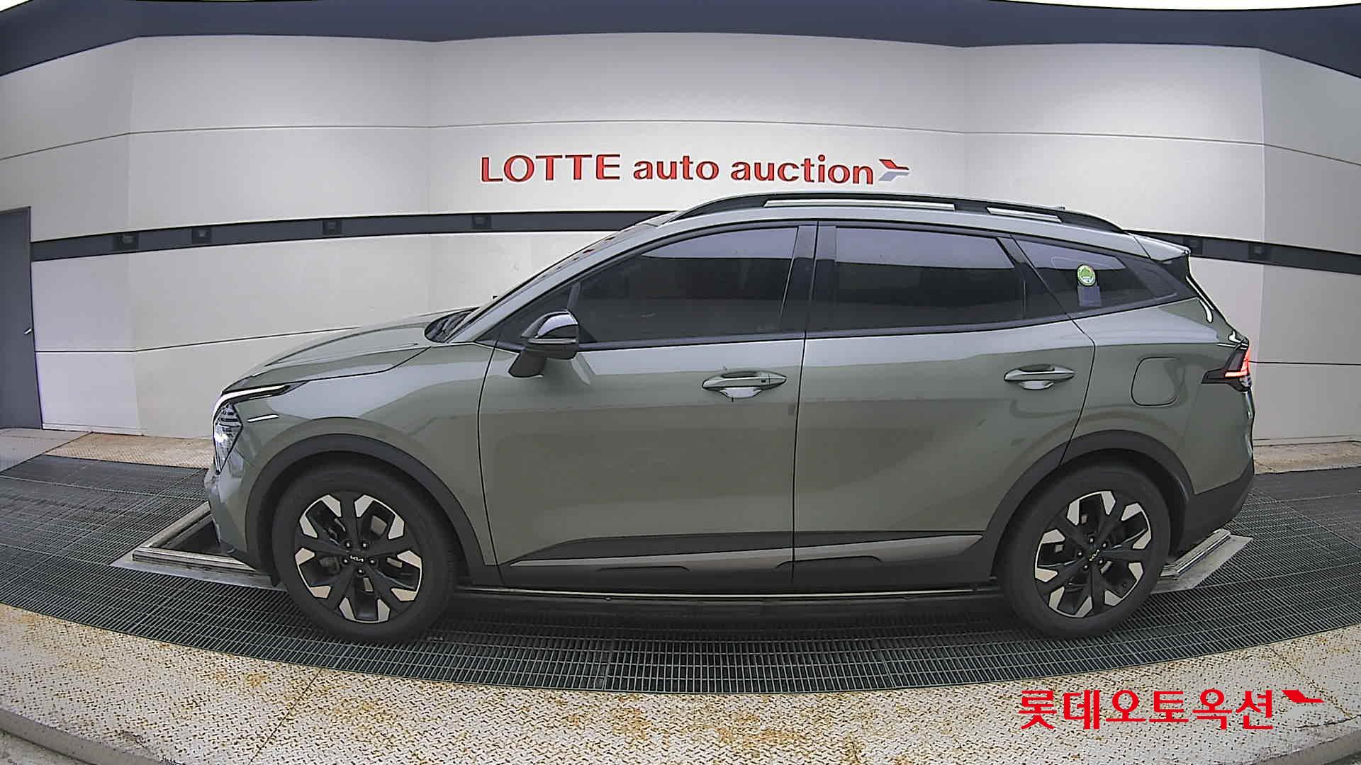 2022 - kia sportage