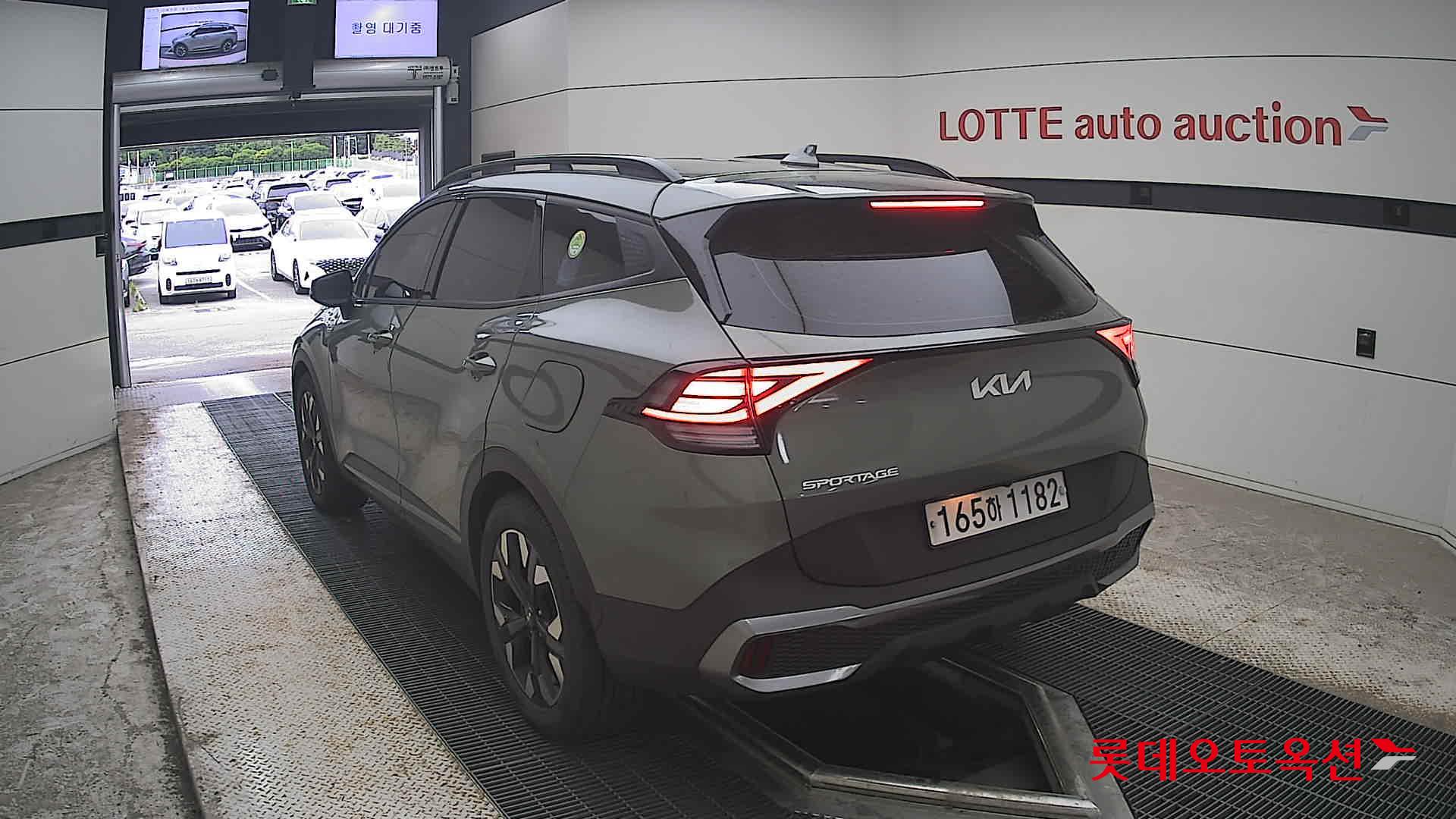 2022 - kia sportage
