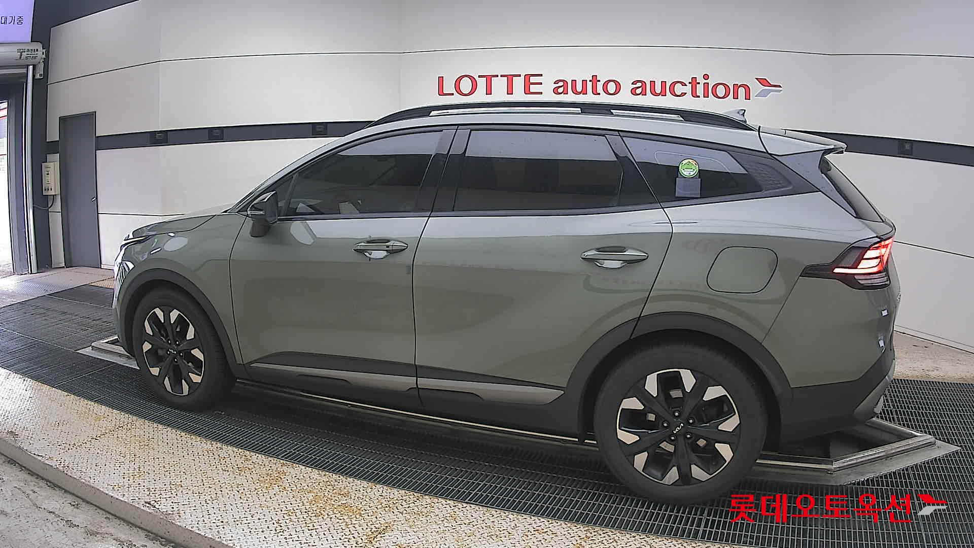 2022 - kia sportage