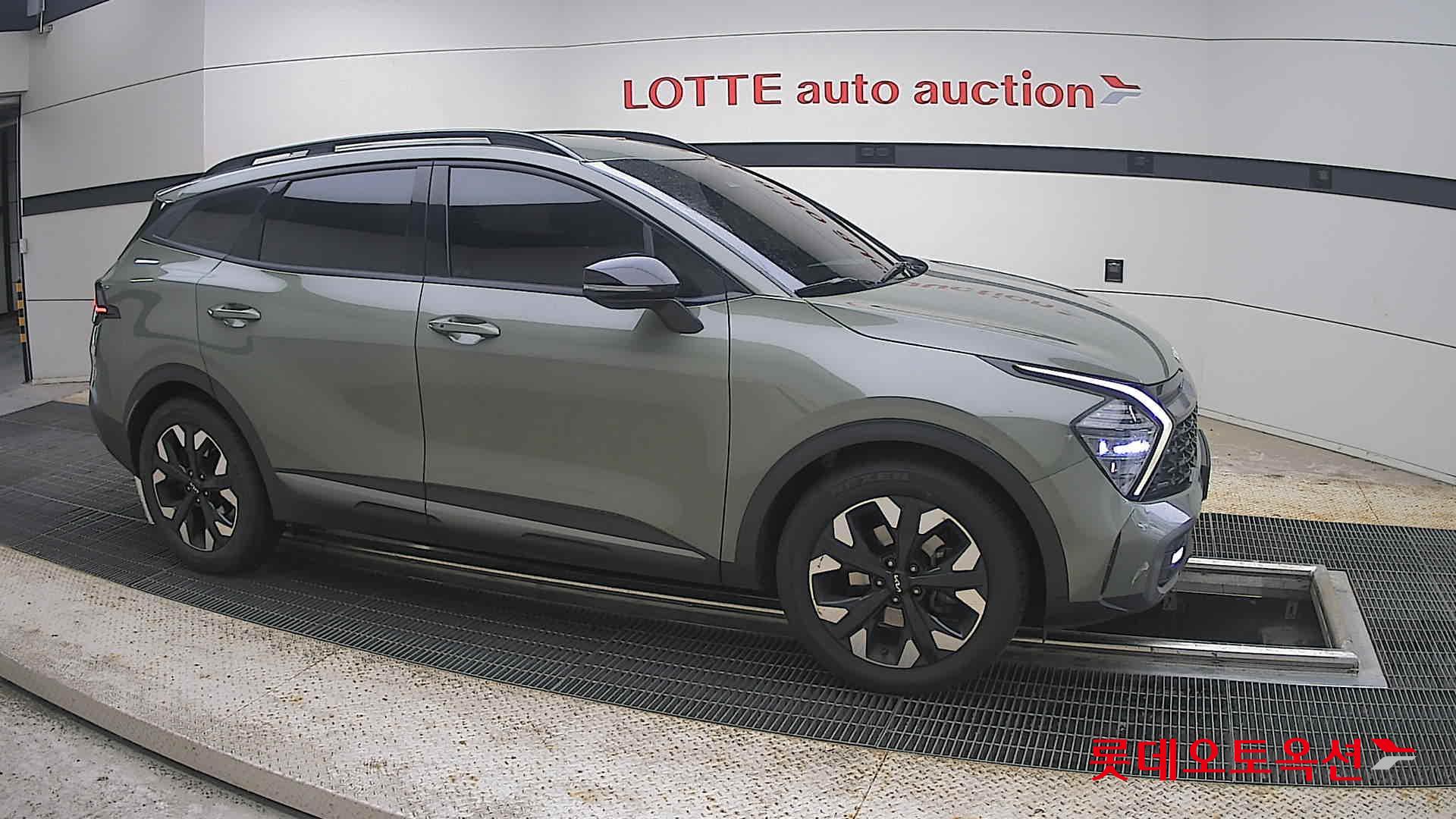 2022 - kia sportage