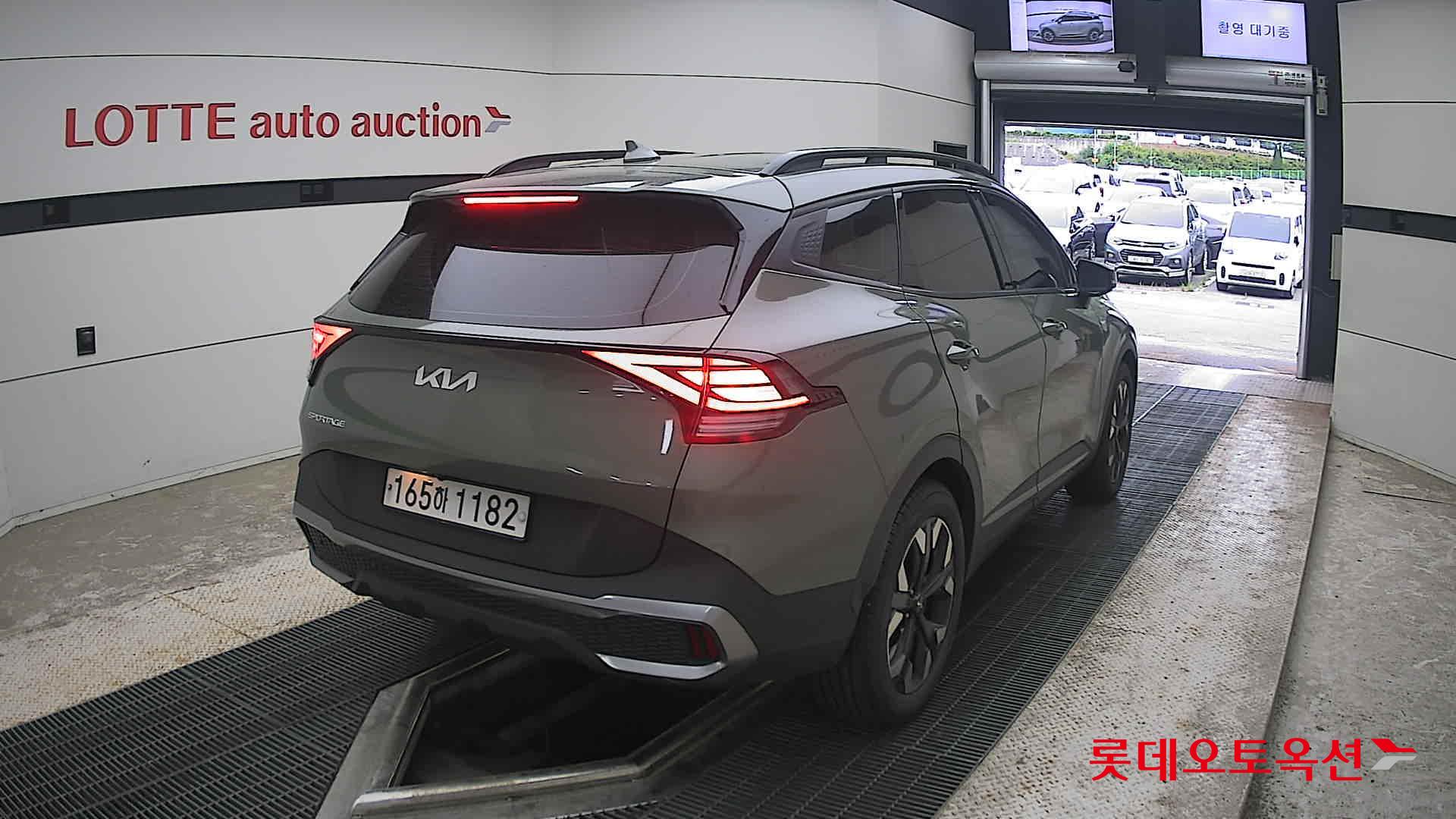 2022 - kia sportage