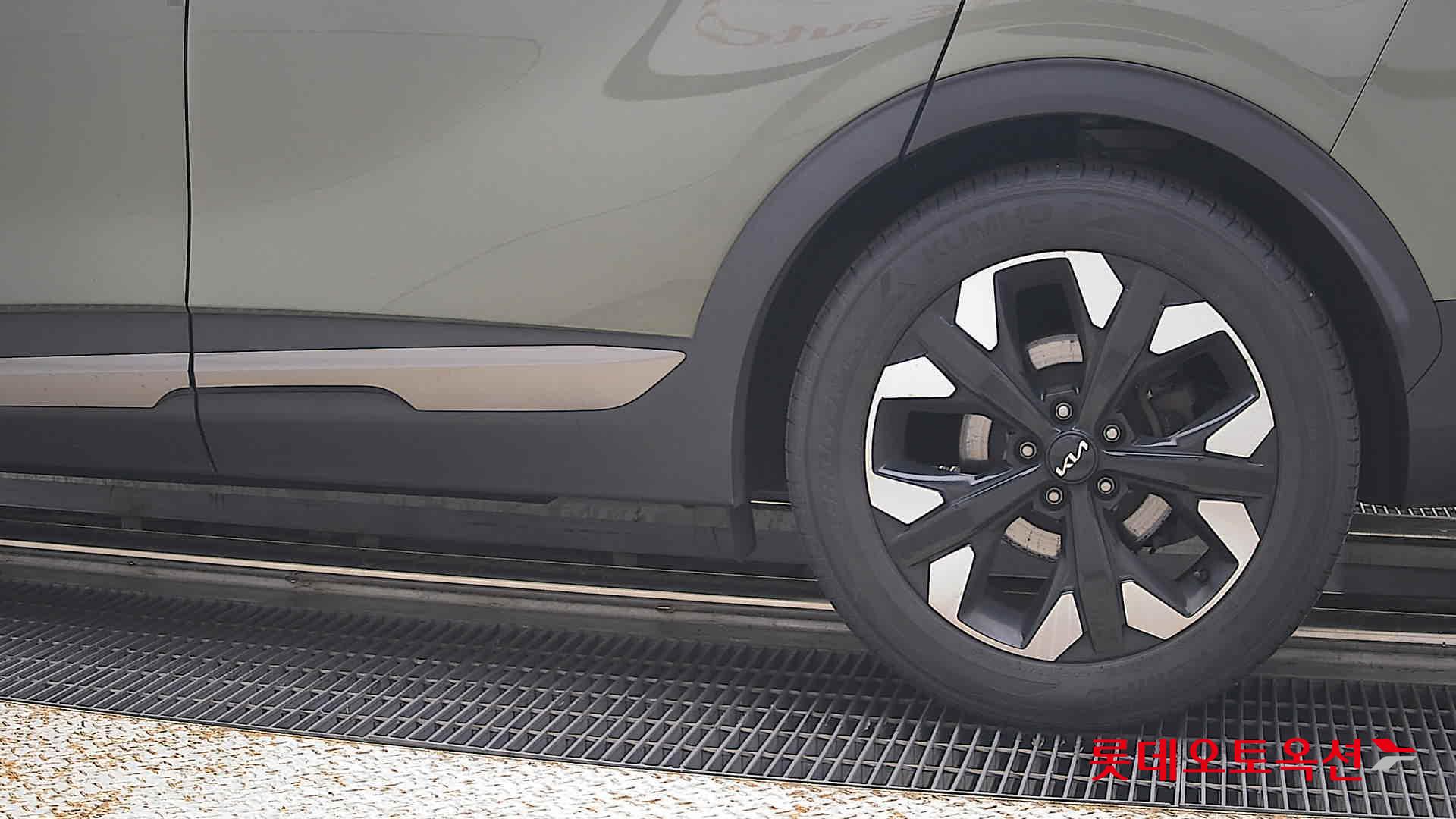 2022 - kia sportage
