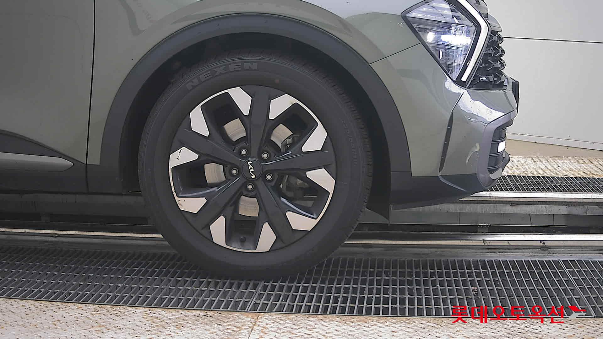 2022 - kia sportage