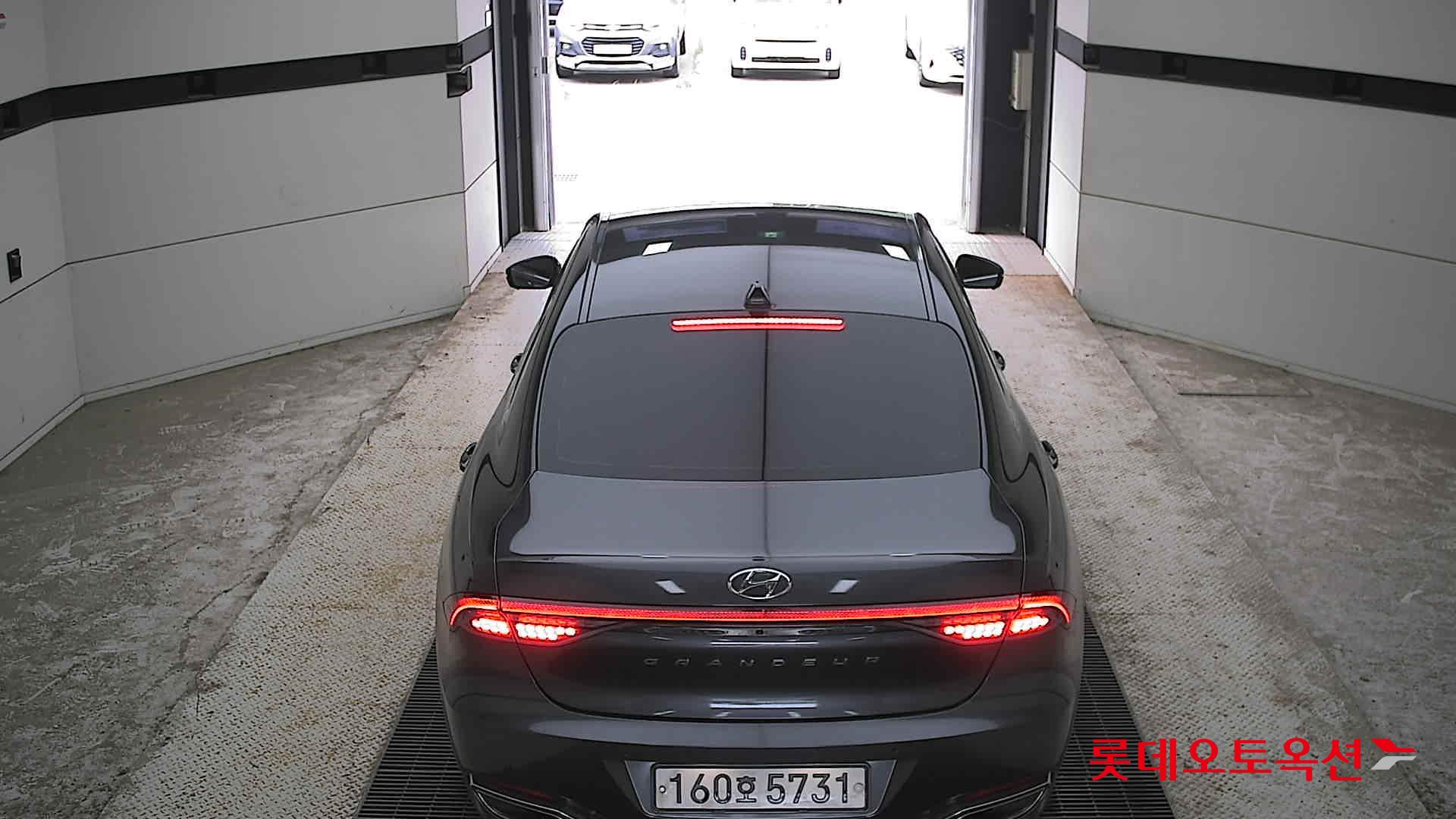 2022 - hyundai grandeur