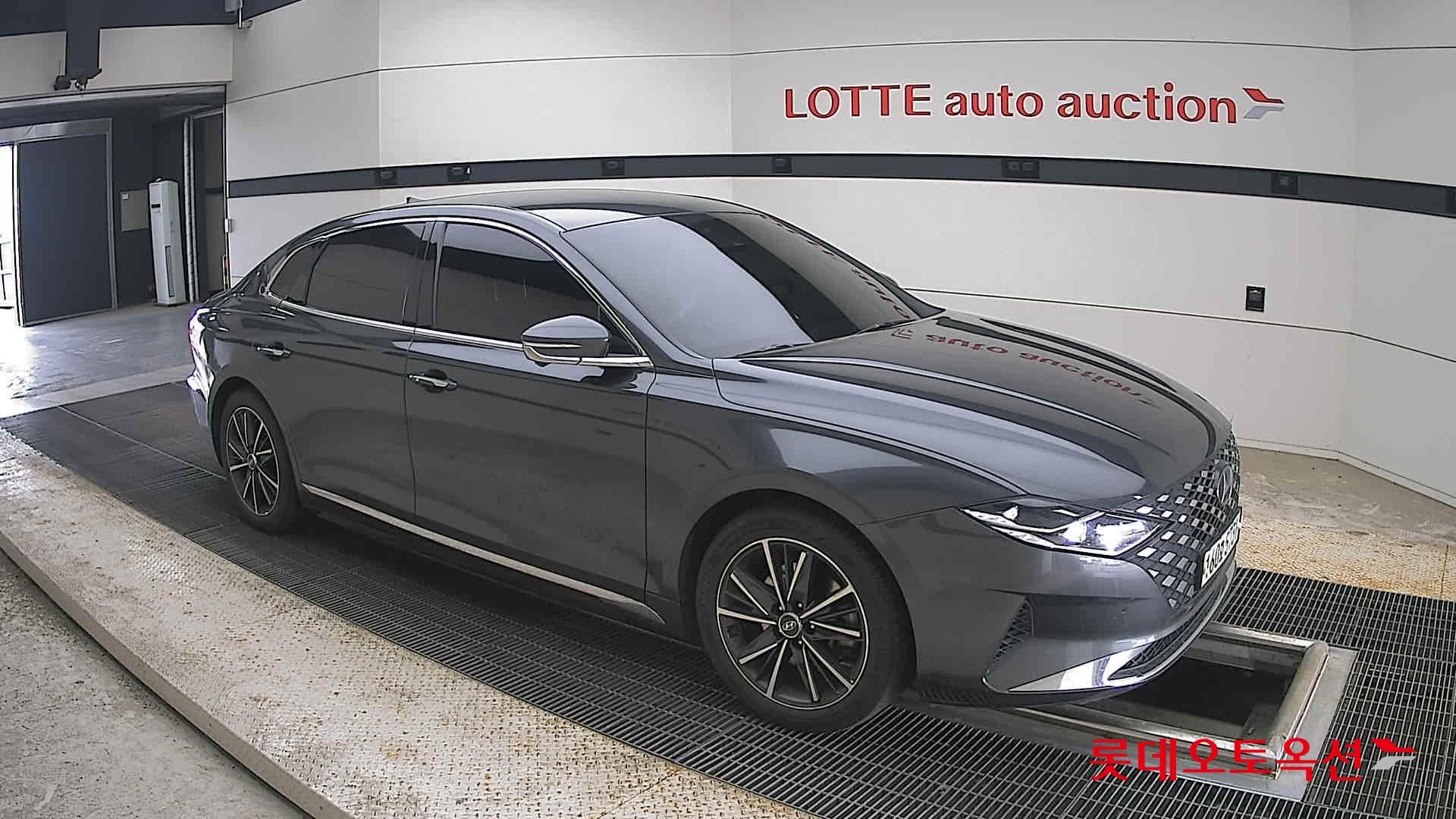 2022 - hyundai grandeur
