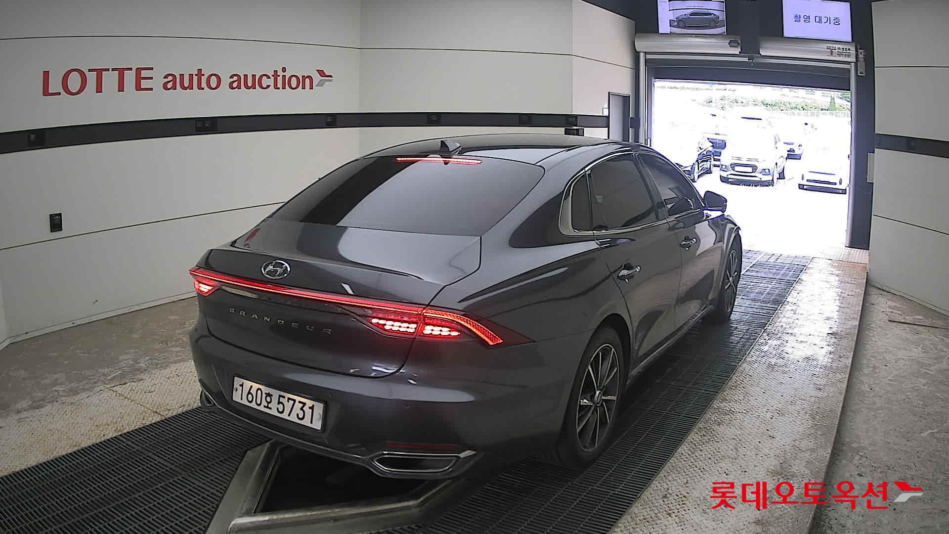 2022 - hyundai grandeur