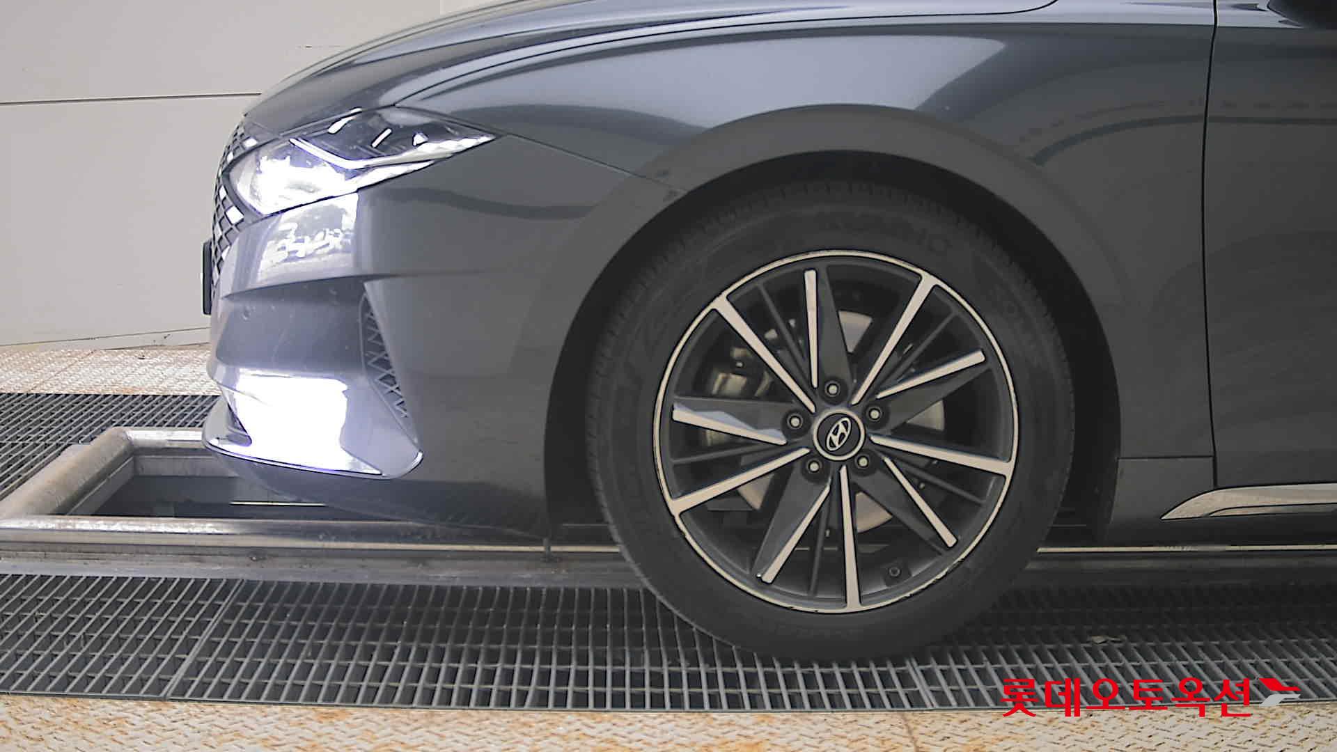2022 - hyundai grandeur