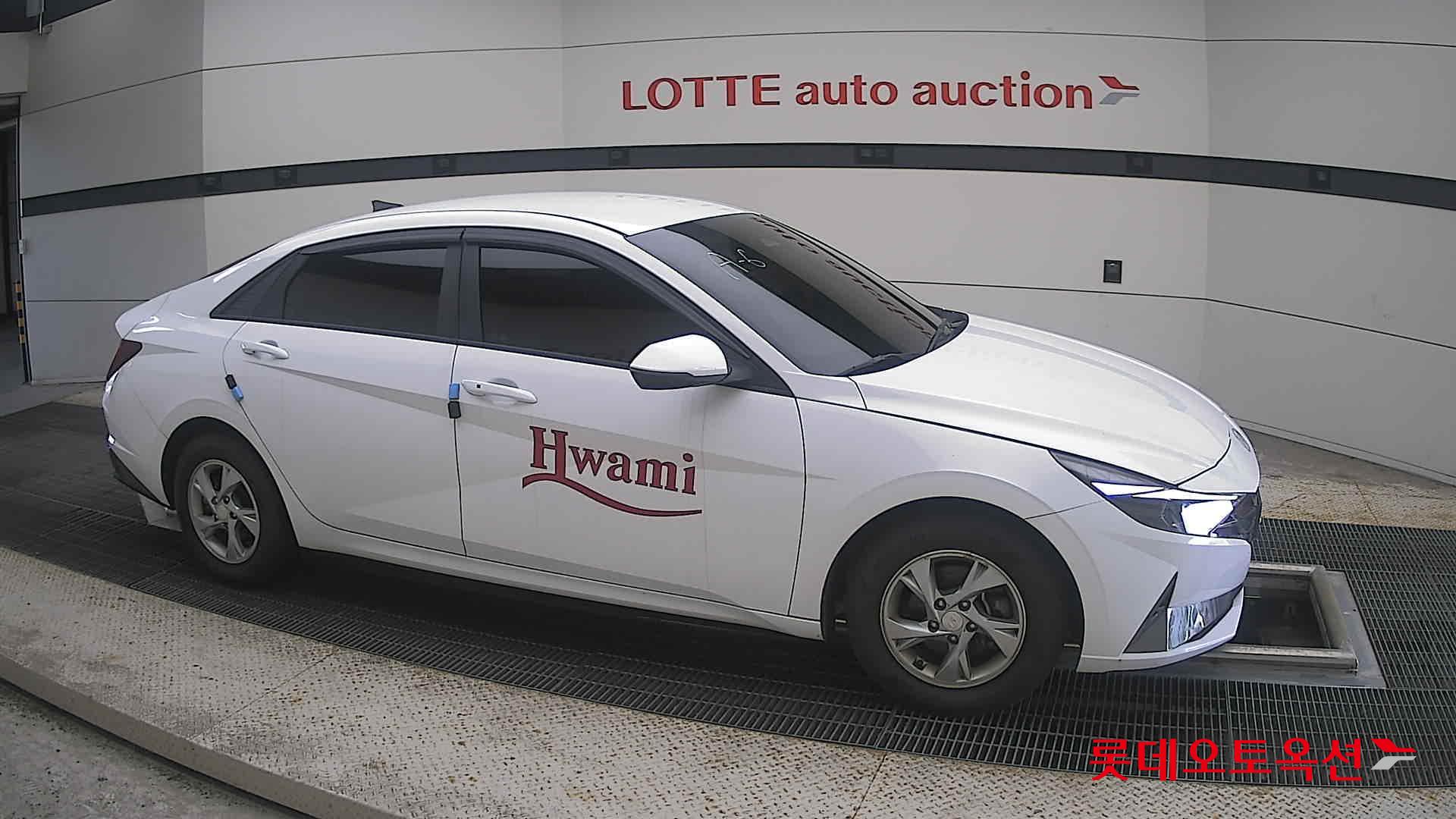 هيونداي أفانتي 2023 SMART