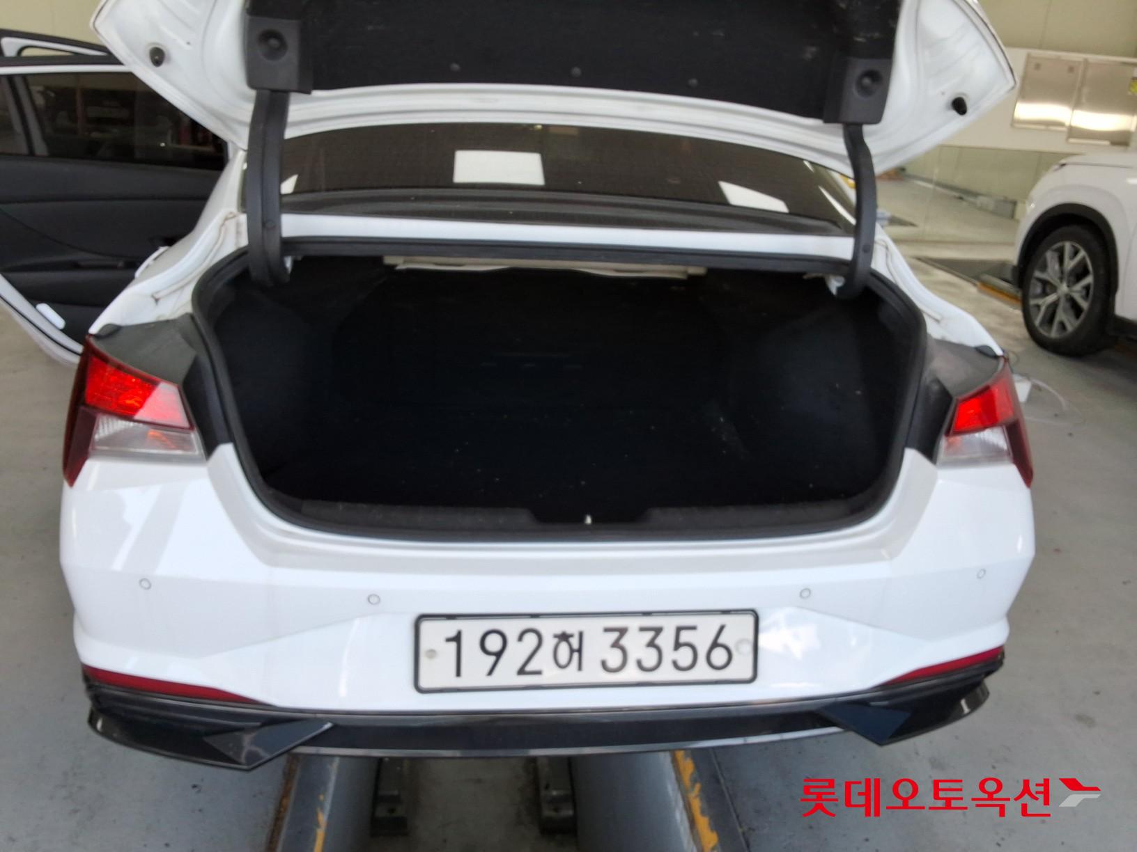 هيونداي أفانتي 2023 SMART