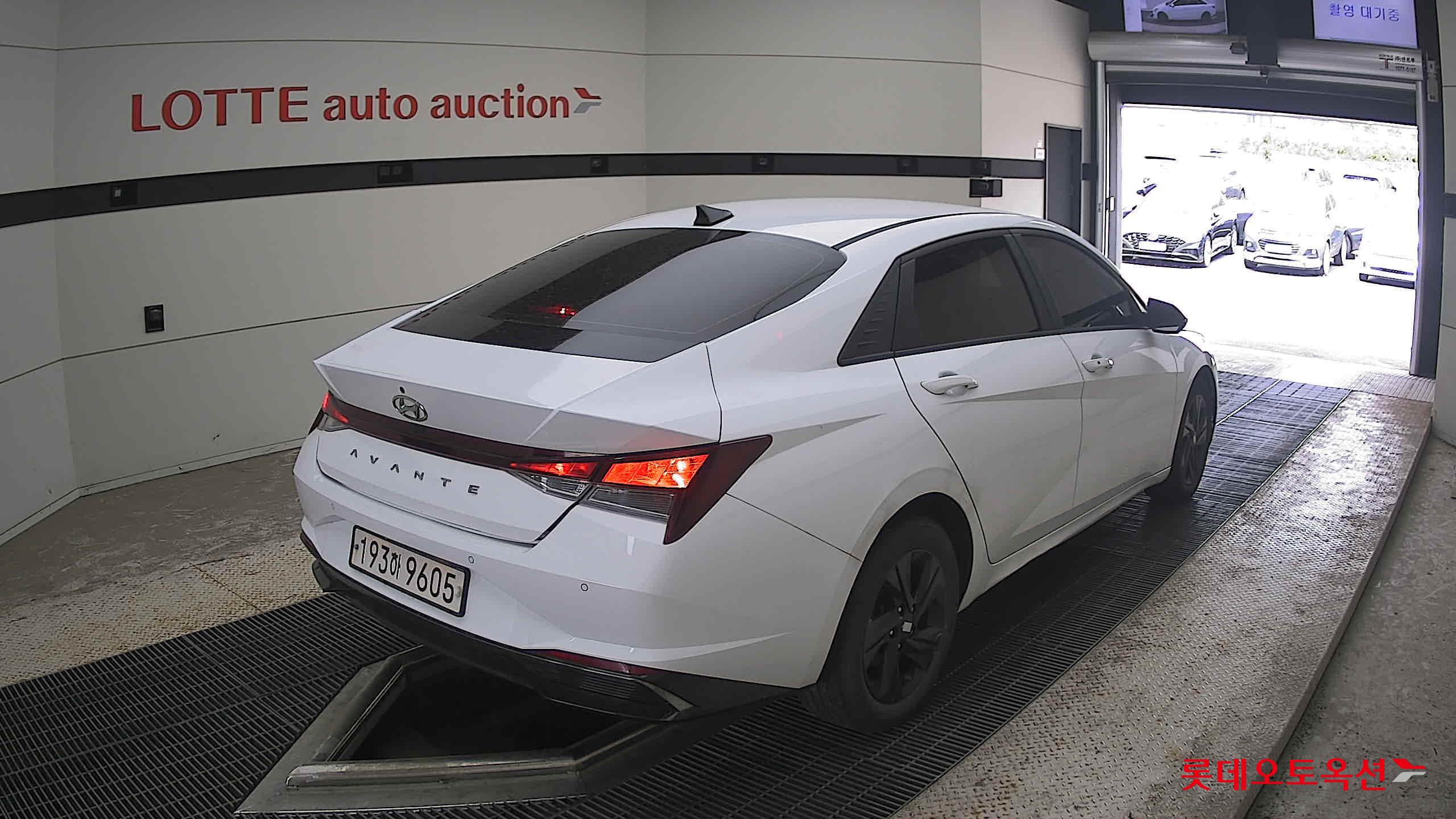 2023 - hyundai avante