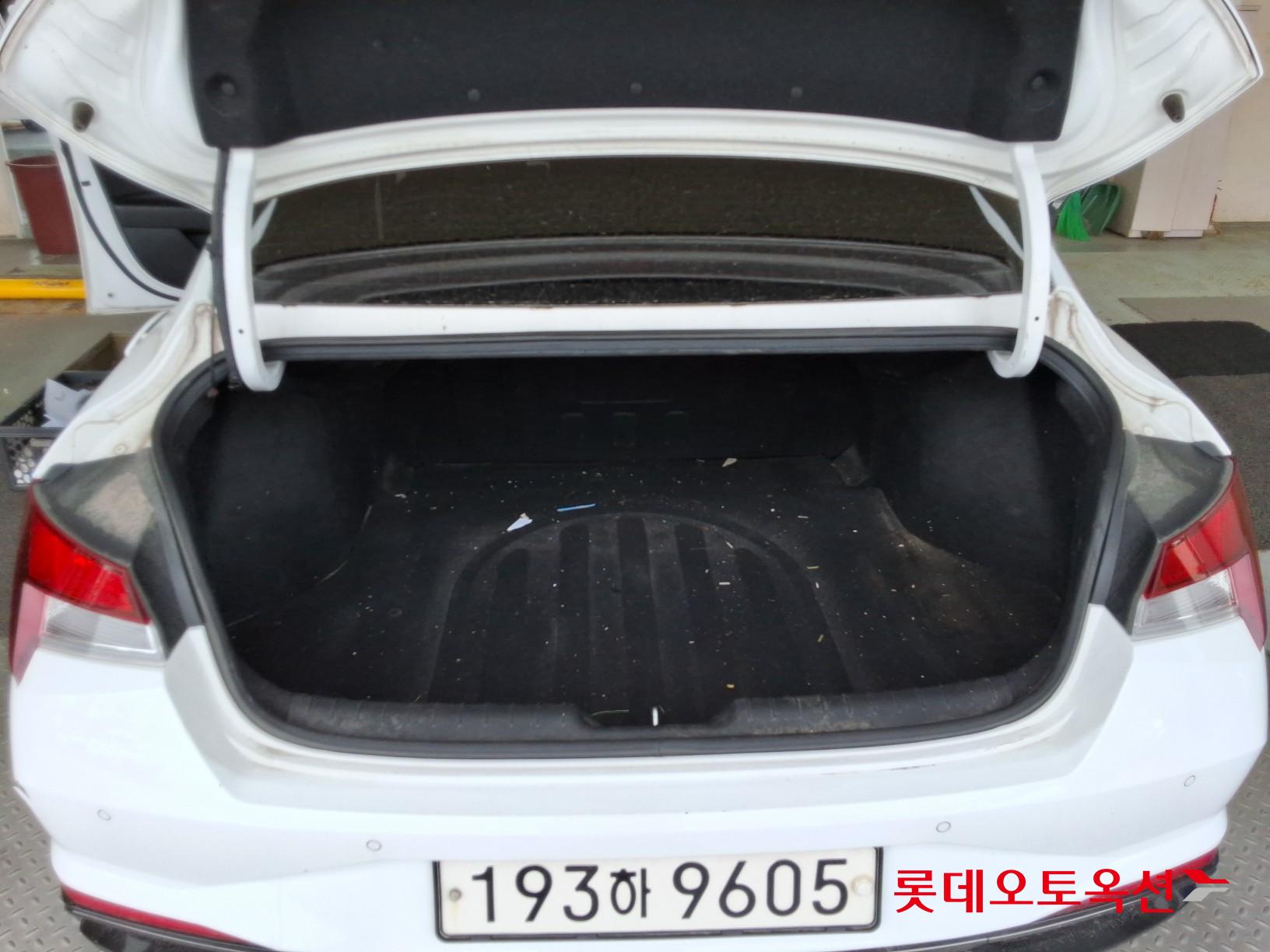 2023 - hyundai avante