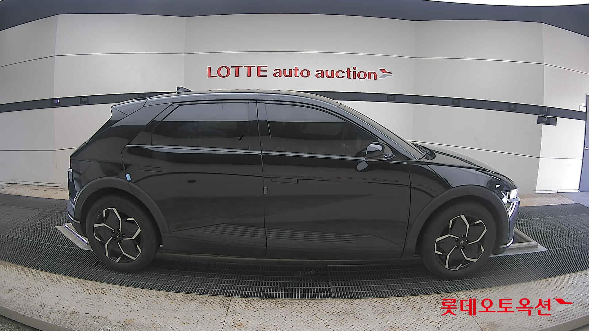 2022 - hyundai ioniq
