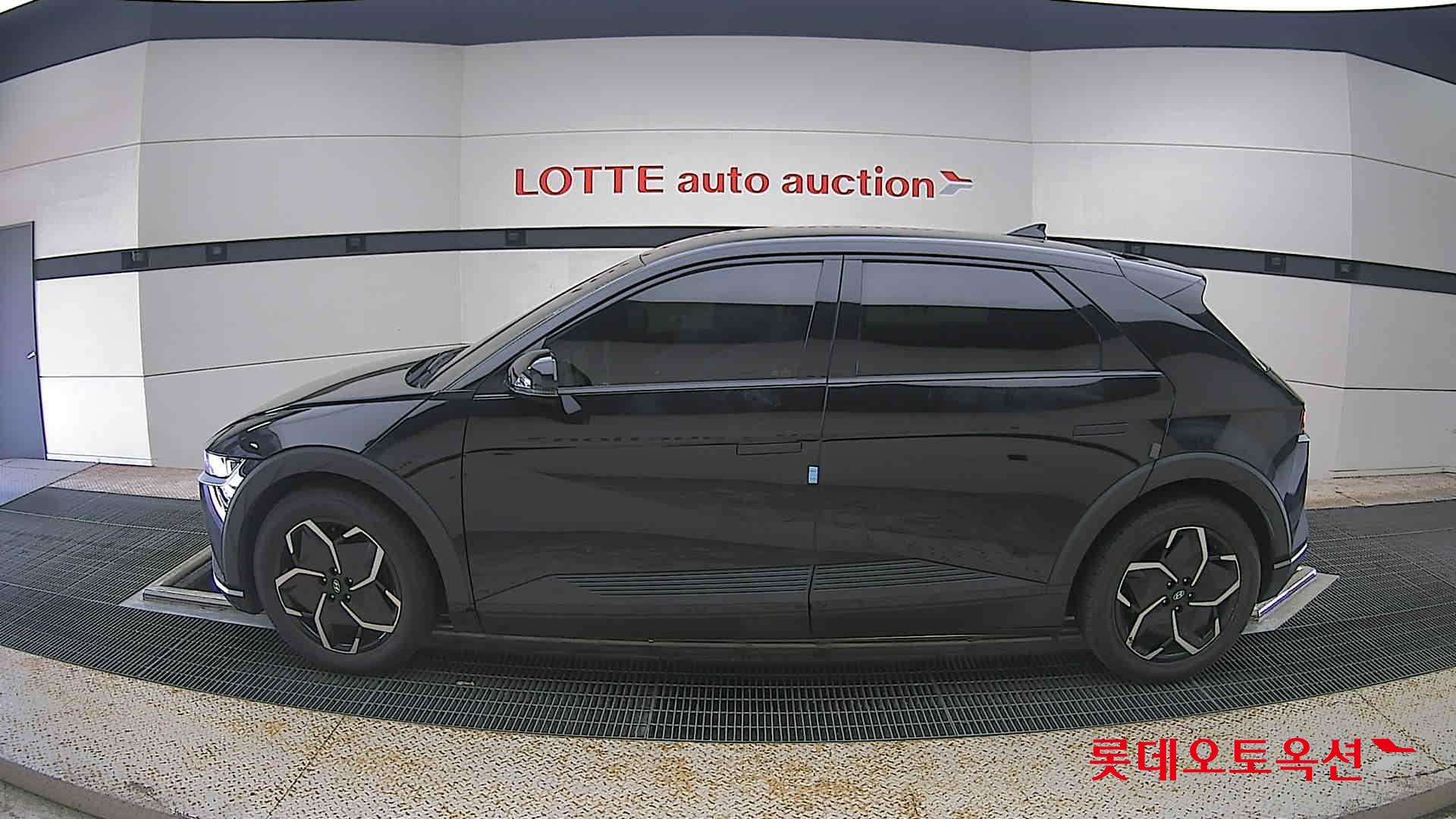 2022 - hyundai ioniq