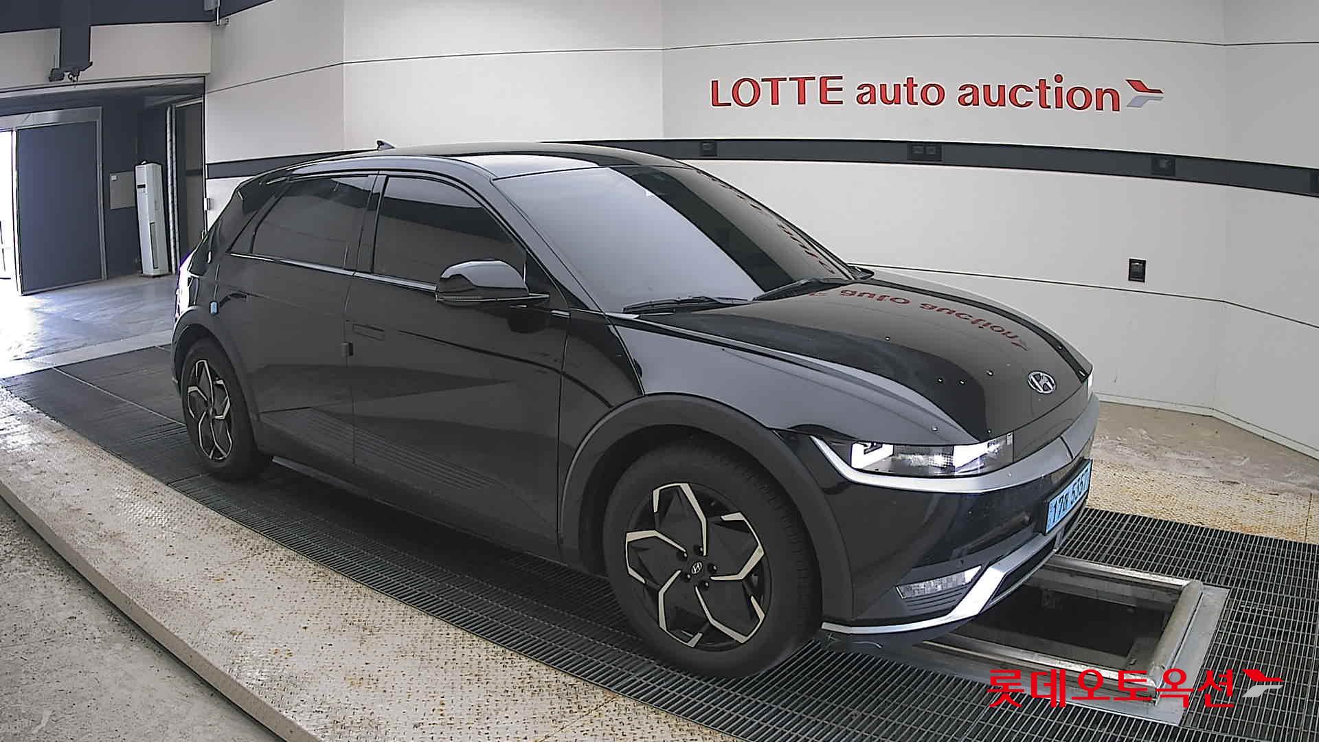 2022 - hyundai ioniq
