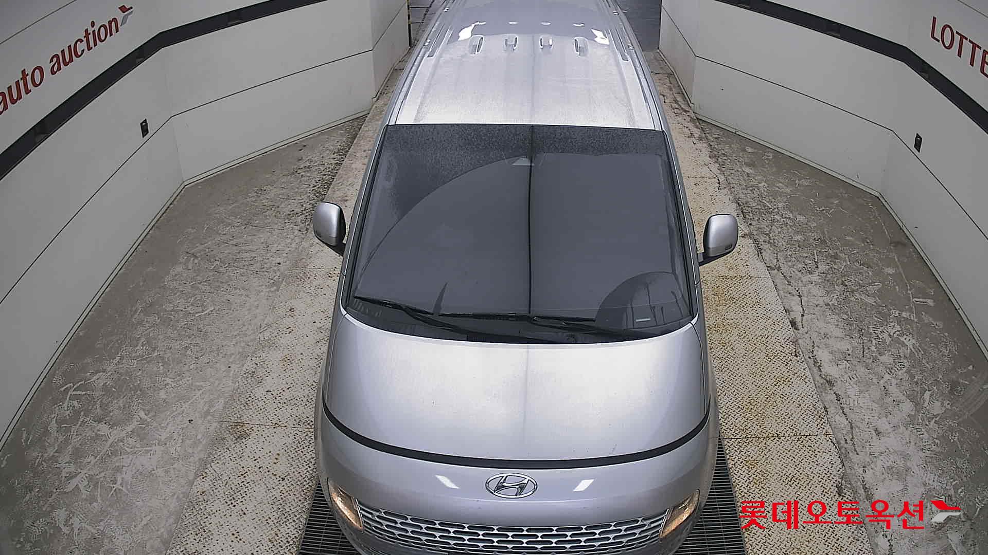 2022 - hyundai staria