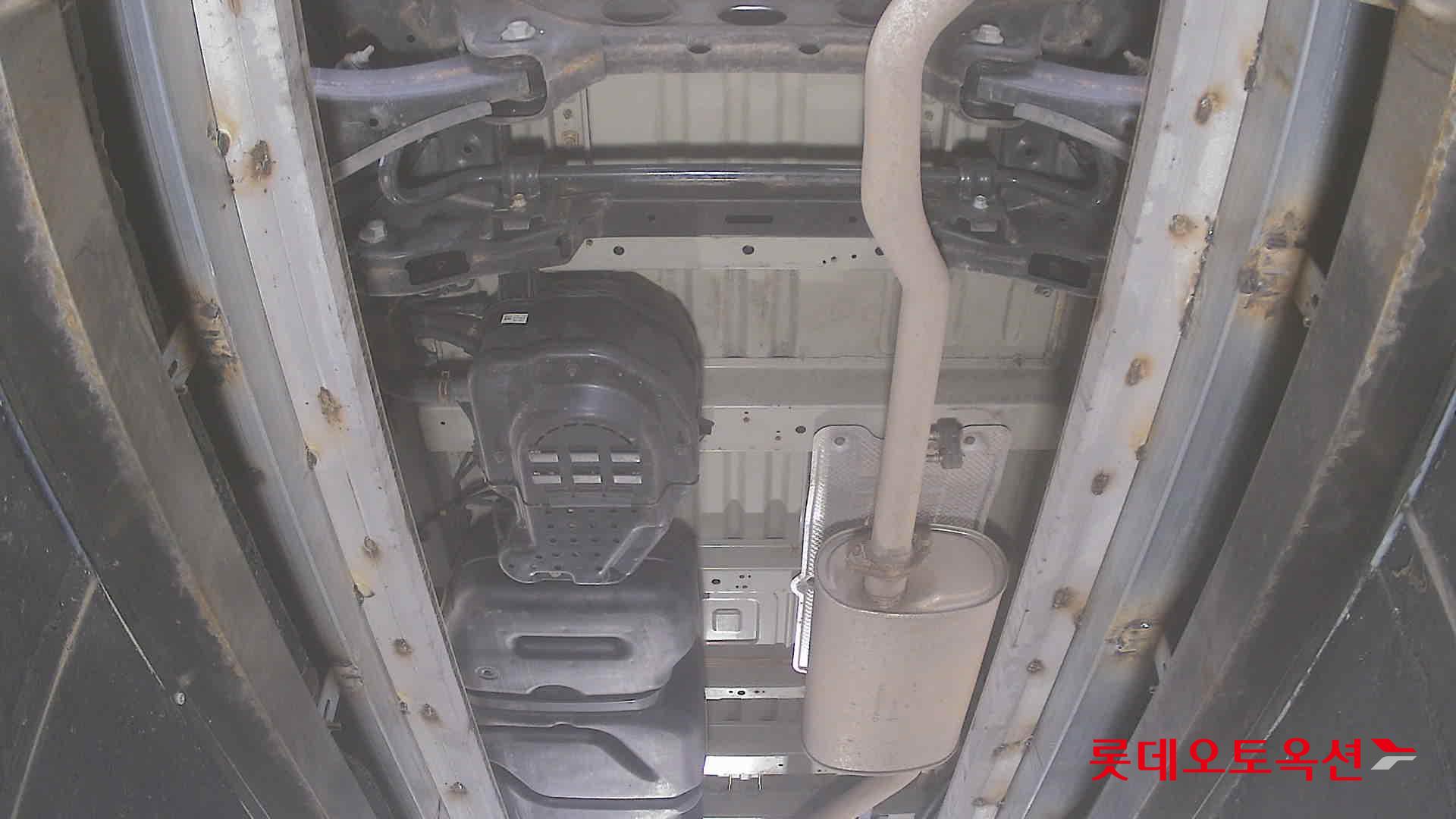 2022 - hyundai staria