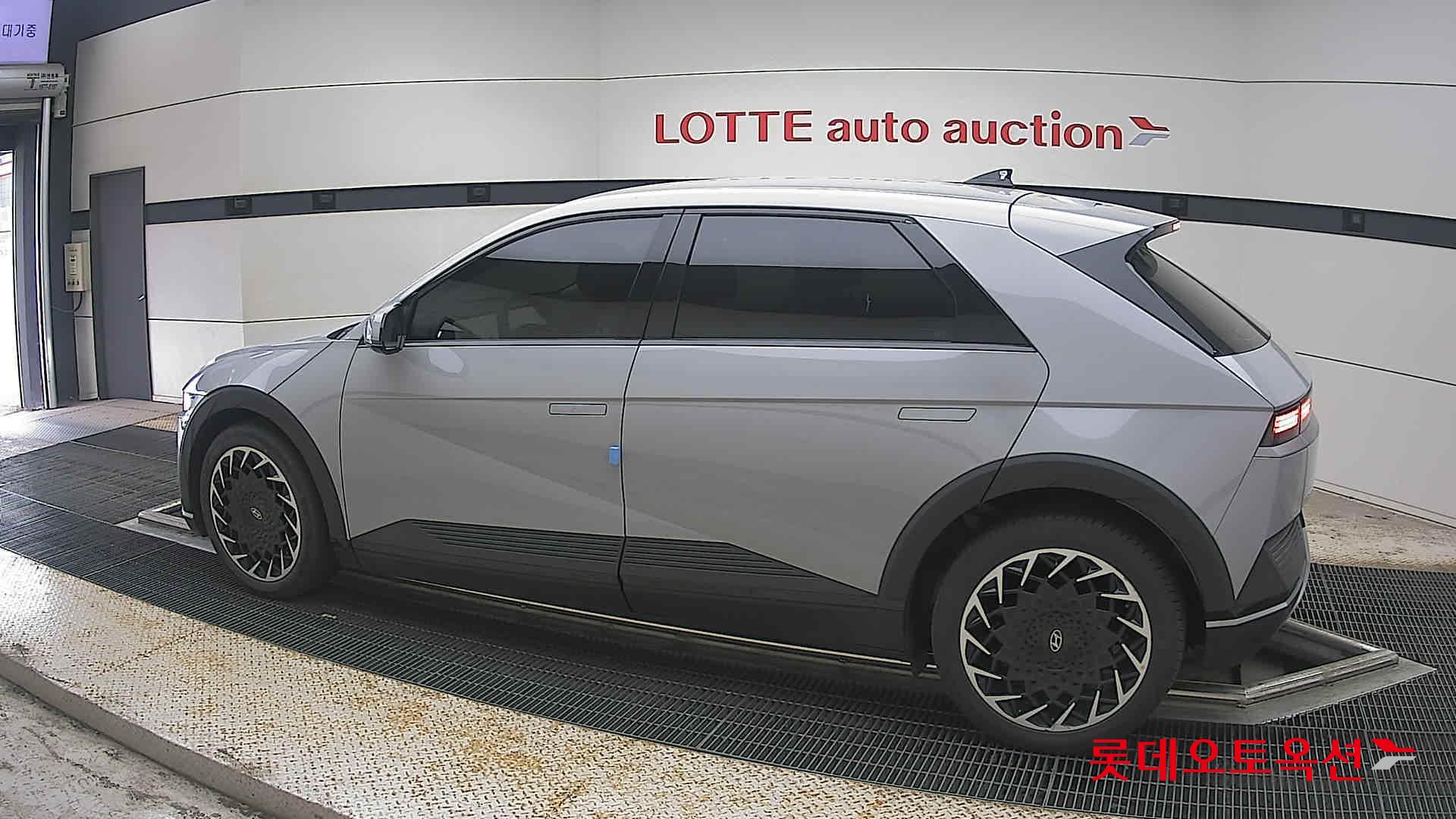 2023 - hyundai ioniq