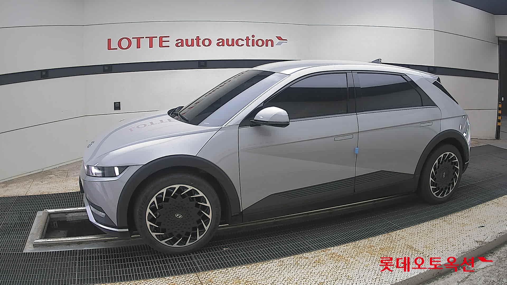2023 - hyundai ioniq