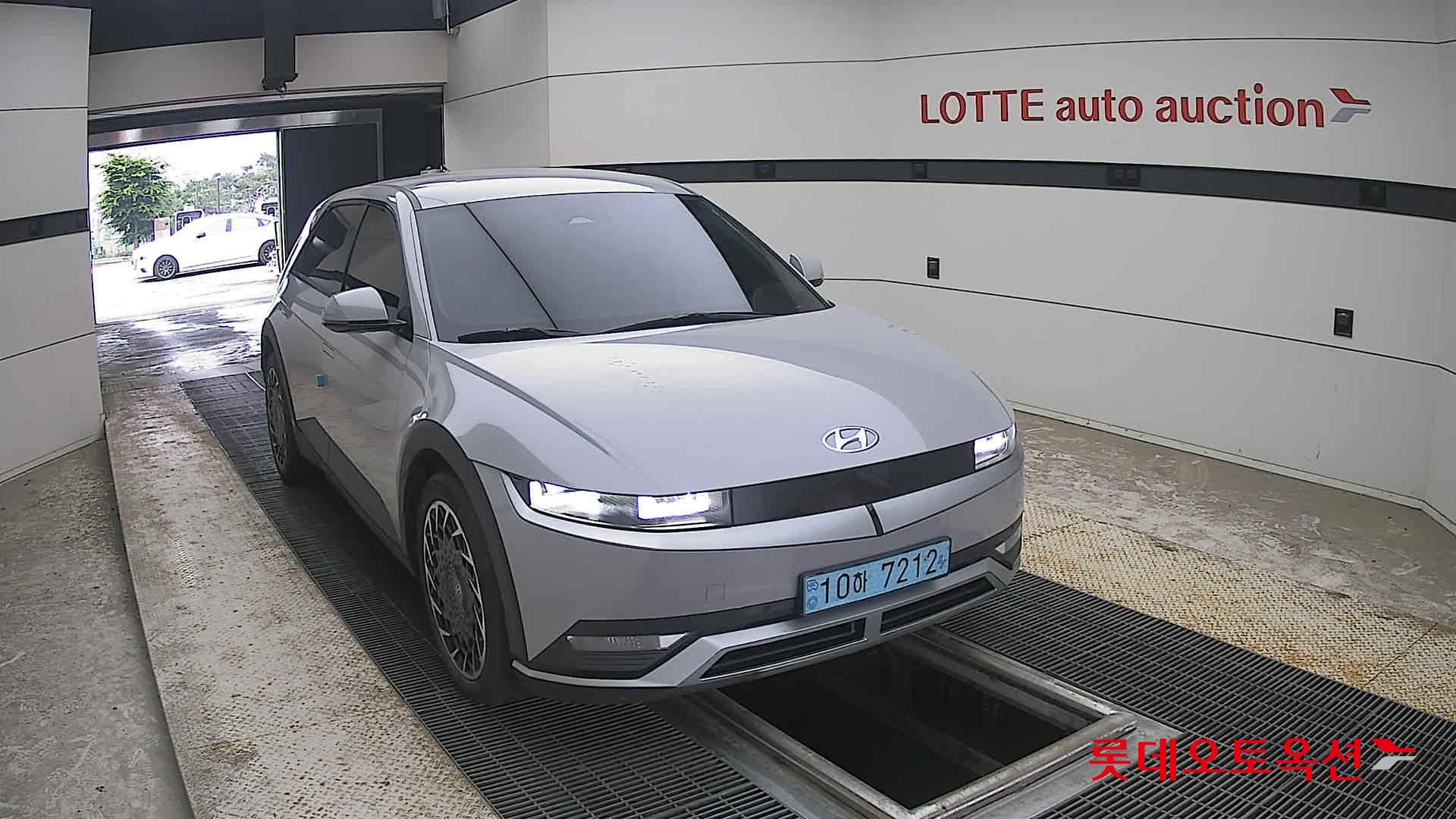 2023 - hyundai ioniq