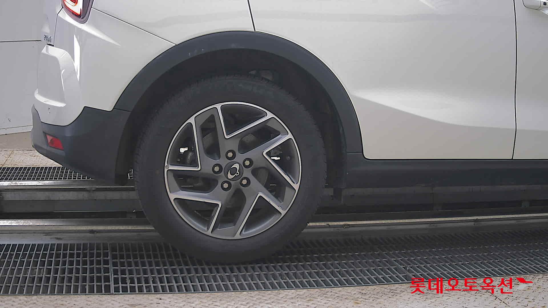 2025 - ssangyong tivoli