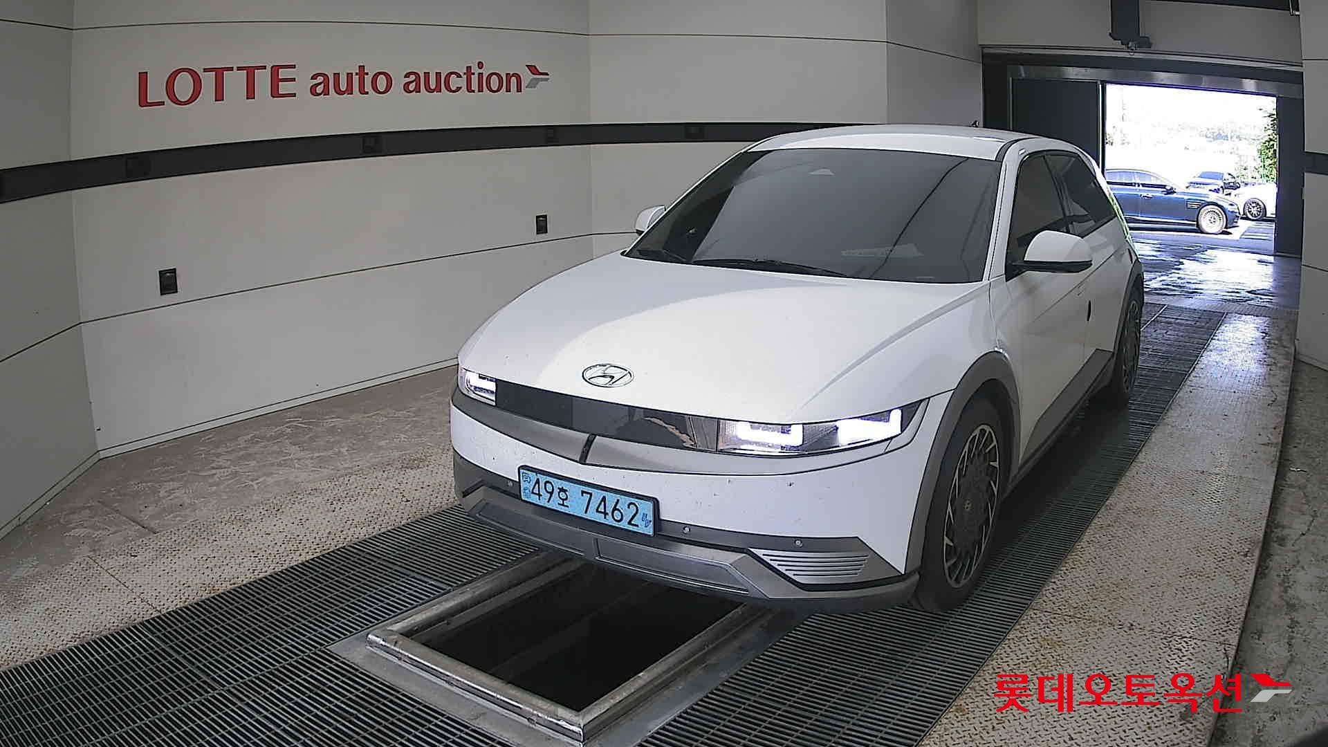 2022 - hyundai ioniq