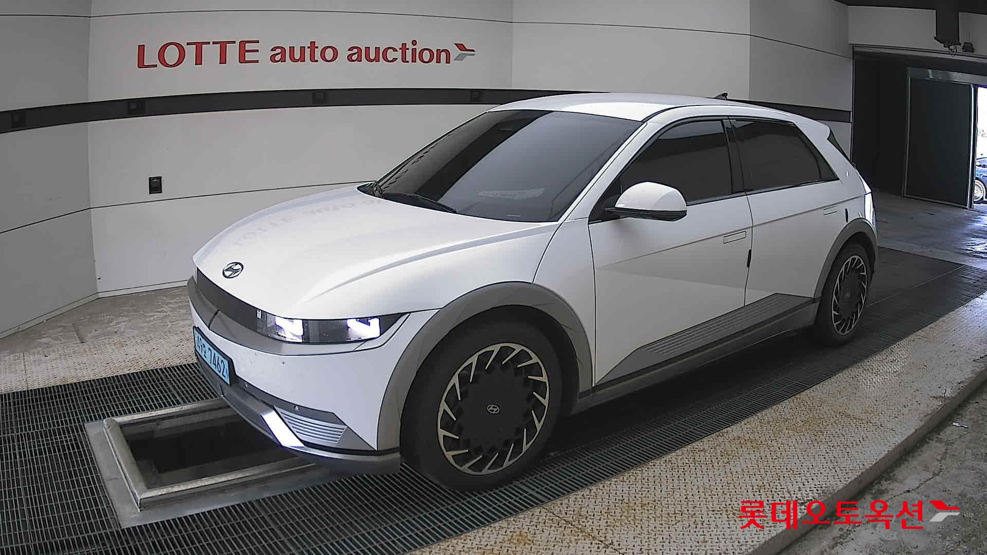 2022 - hyundai ioniq
