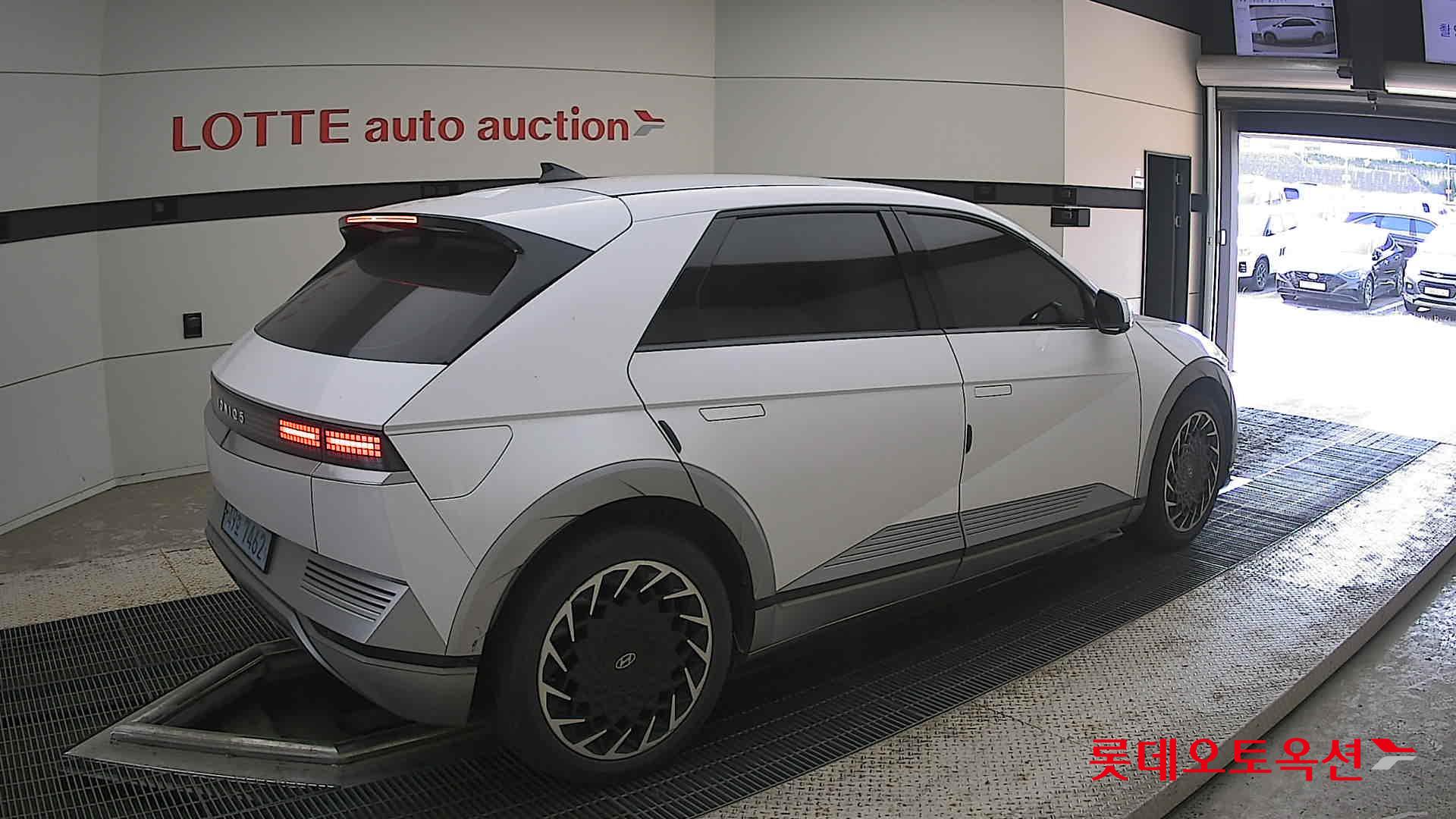 2022 - hyundai ioniq
