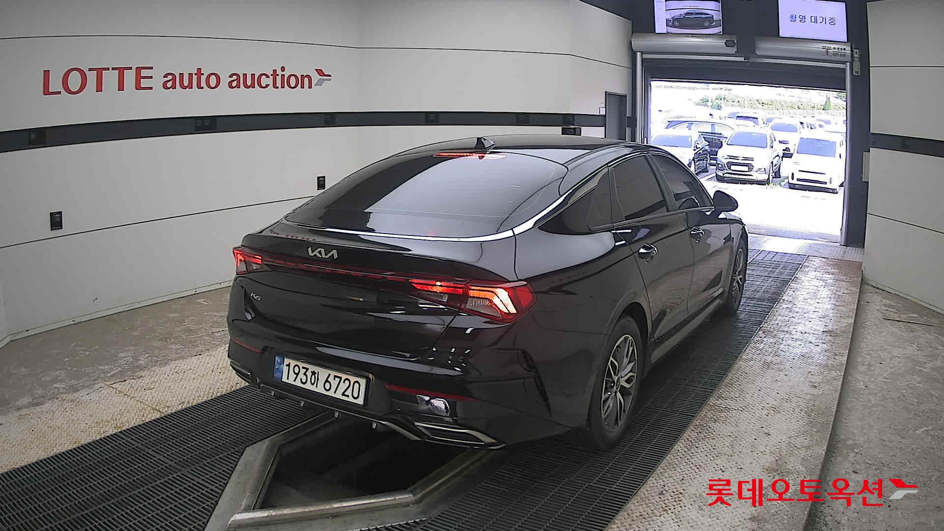 2022 - kia k5