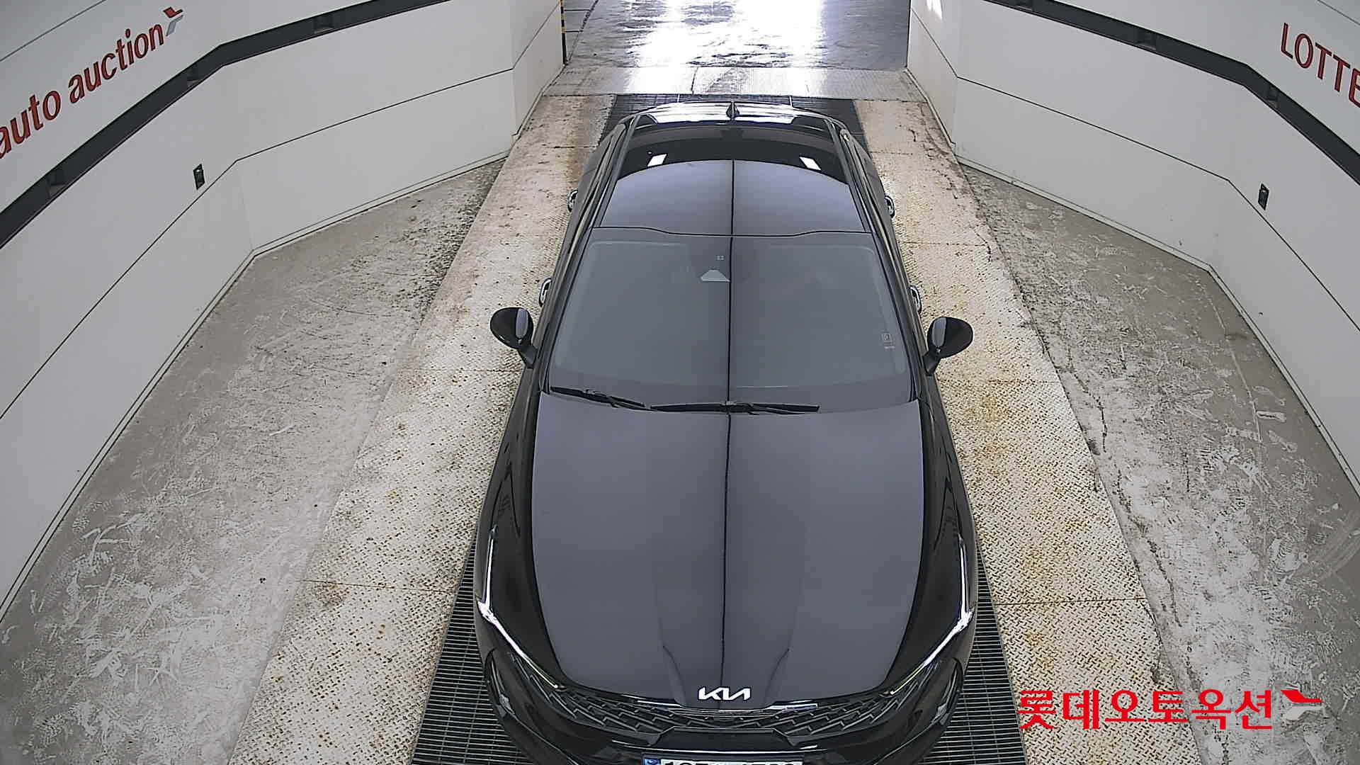 2022 - kia k5