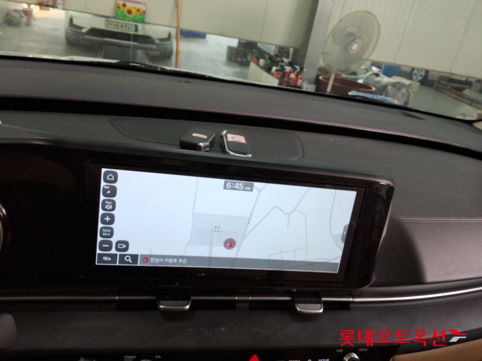 2023 - kia carnival