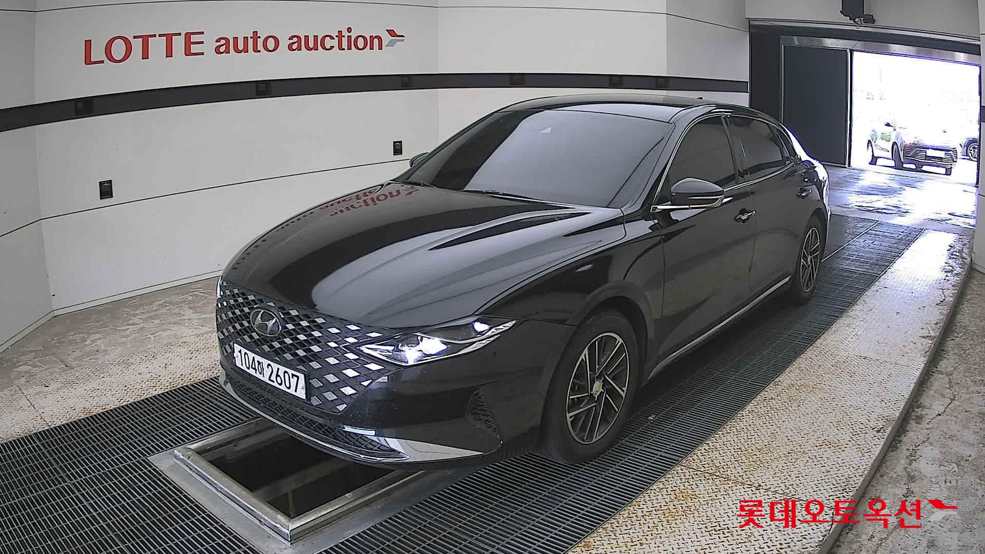 2020 - hyundai grandeur