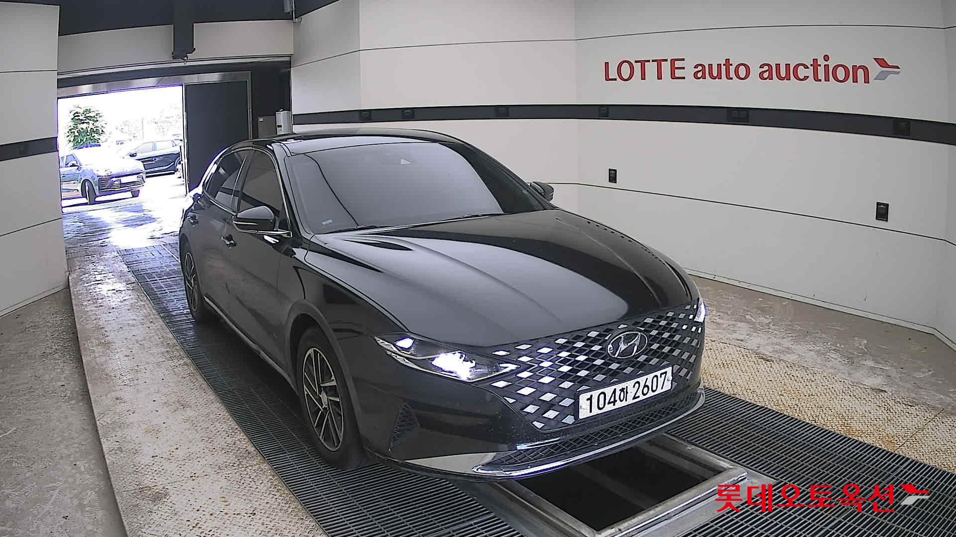 2020 - hyundai grandeur