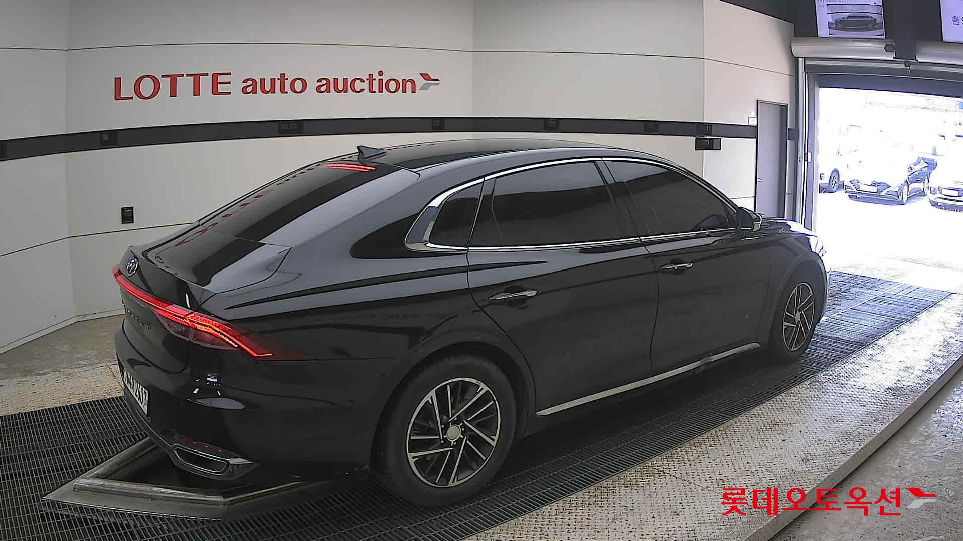 2020 - hyundai grandeur