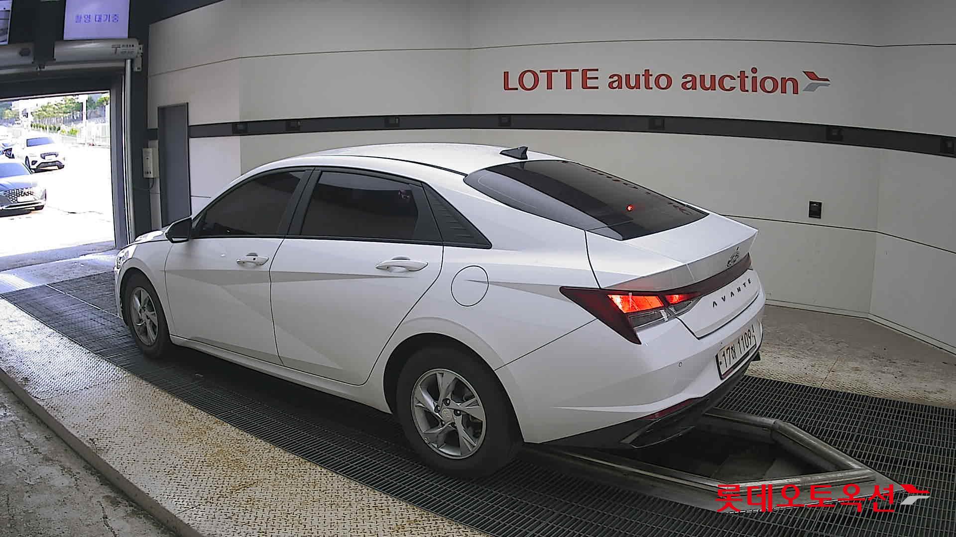 2021 - hyundai avante