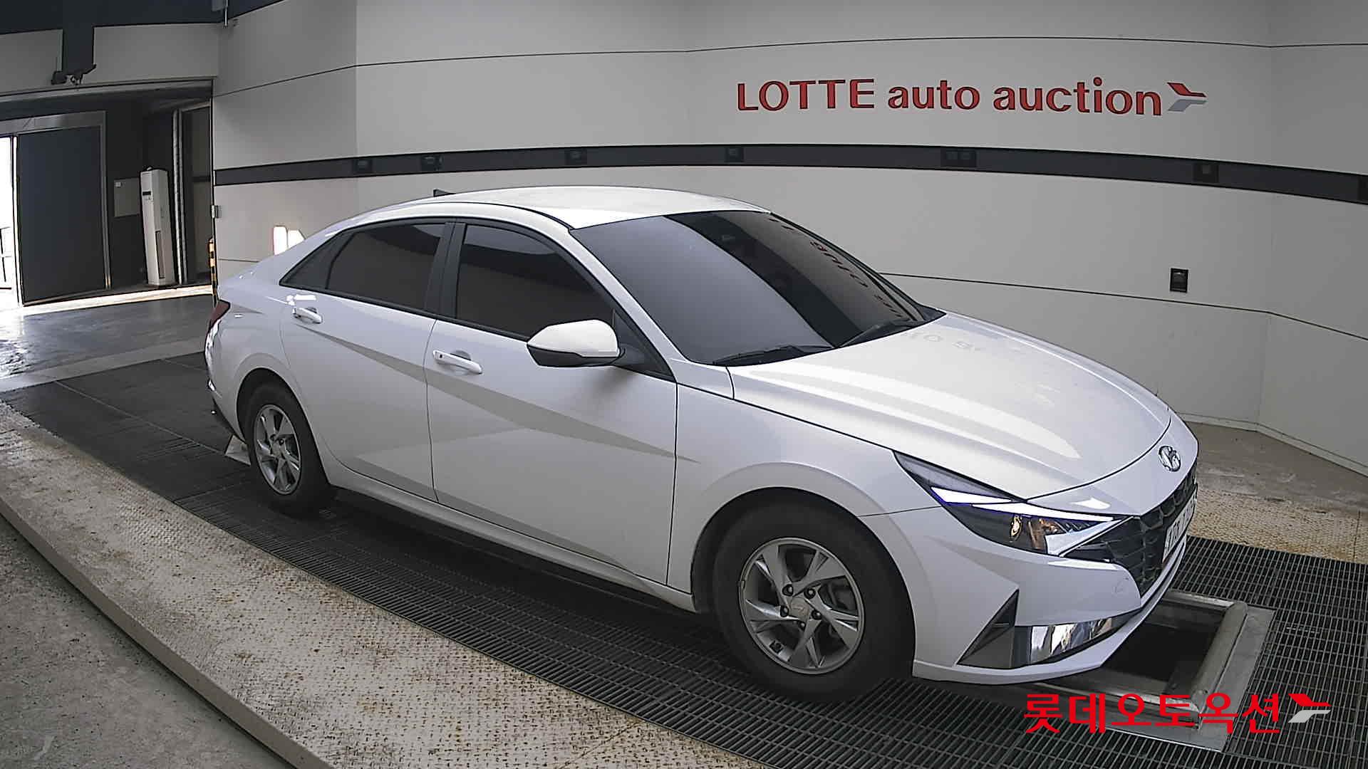 2021 - hyundai avante