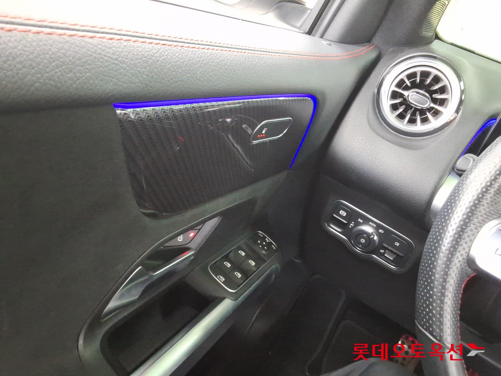 2022 - mercedes-benz glb 250