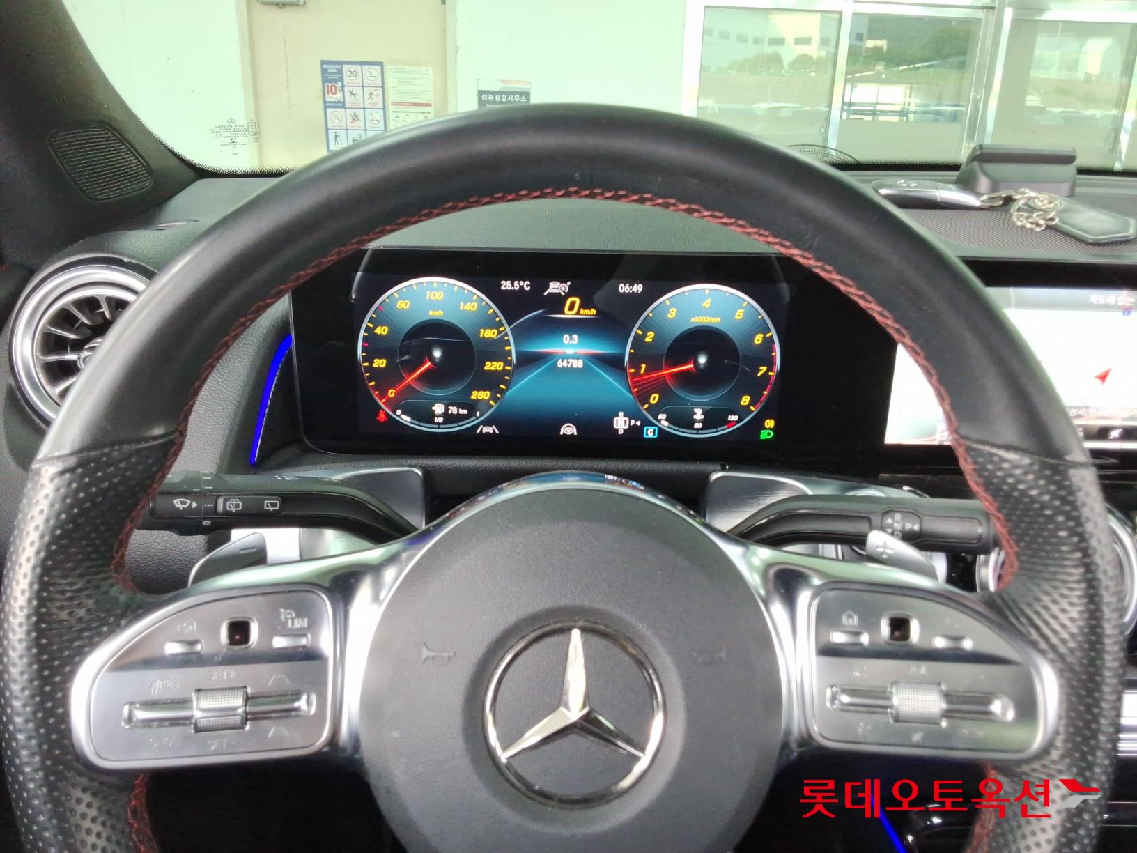 2022 - mercedes-benz glb 250