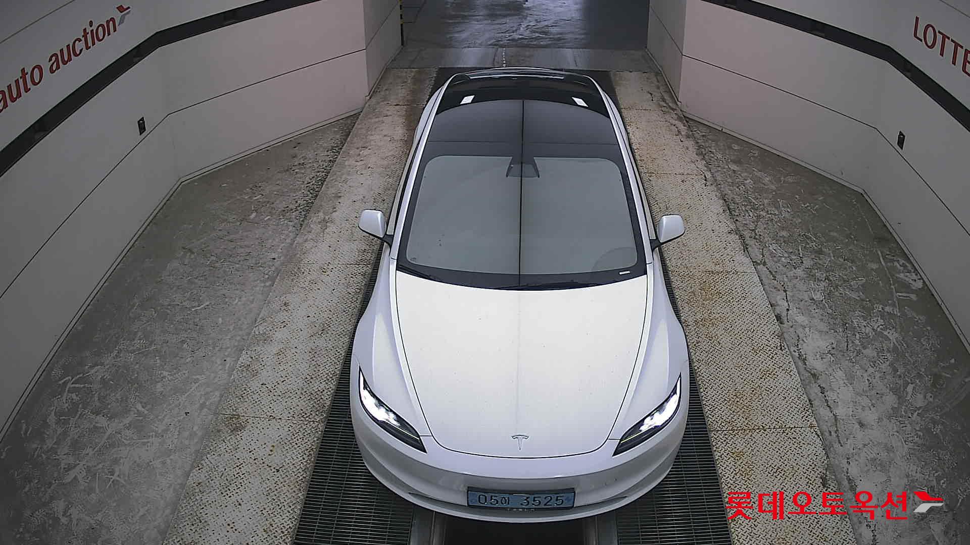 2024 - tesla model 3
