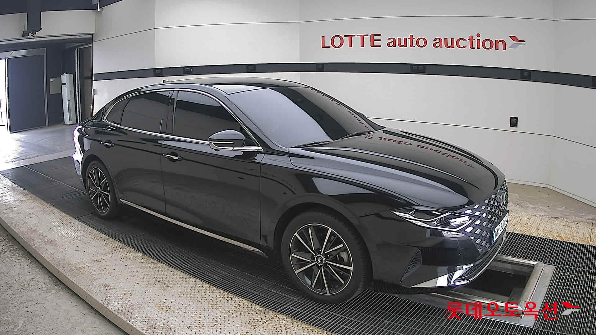 2022 - hyundai grandeur