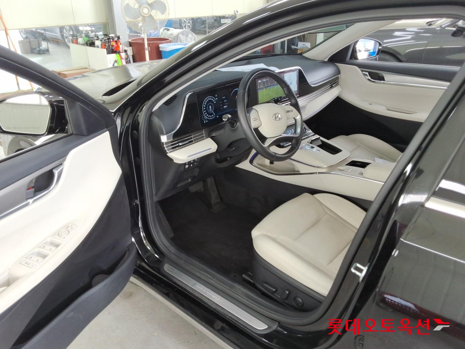 2022 - hyundai grandeur