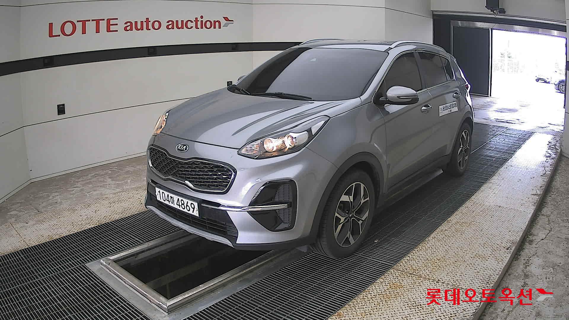 2020 - kia sportage