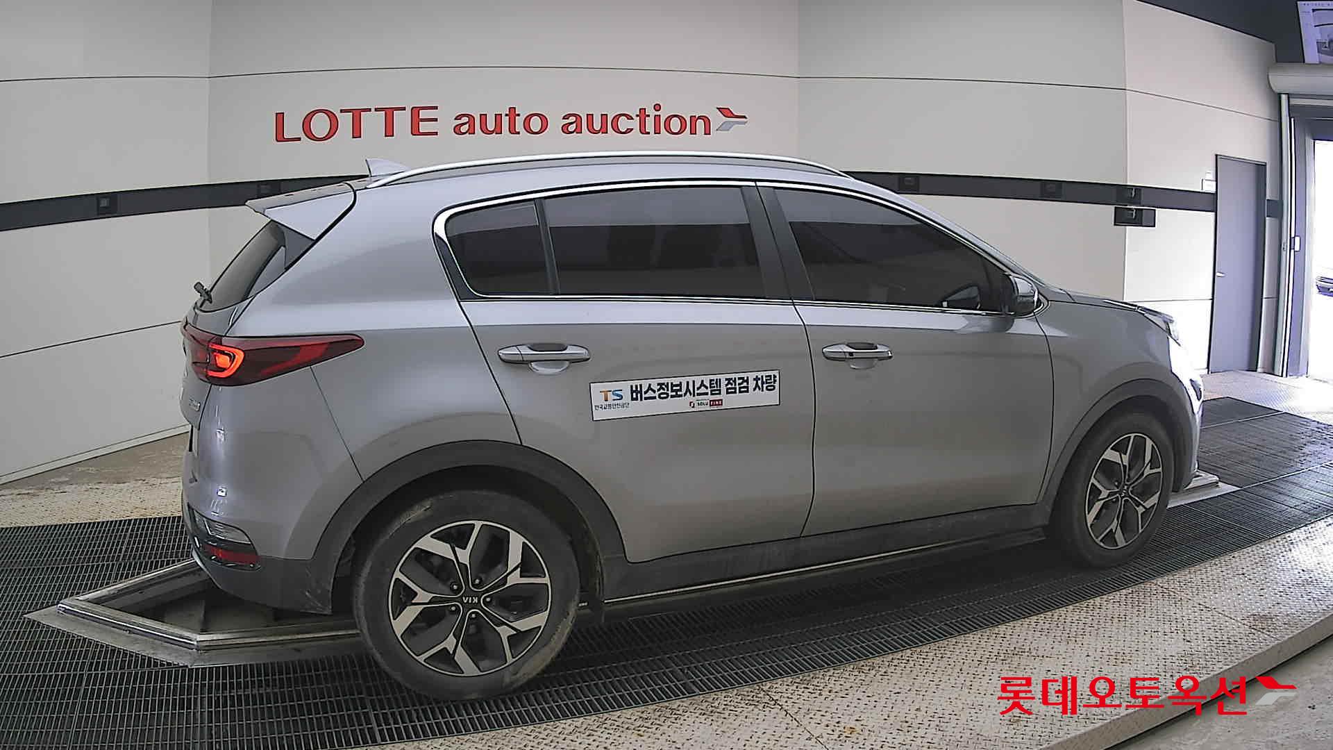 2020 - kia sportage