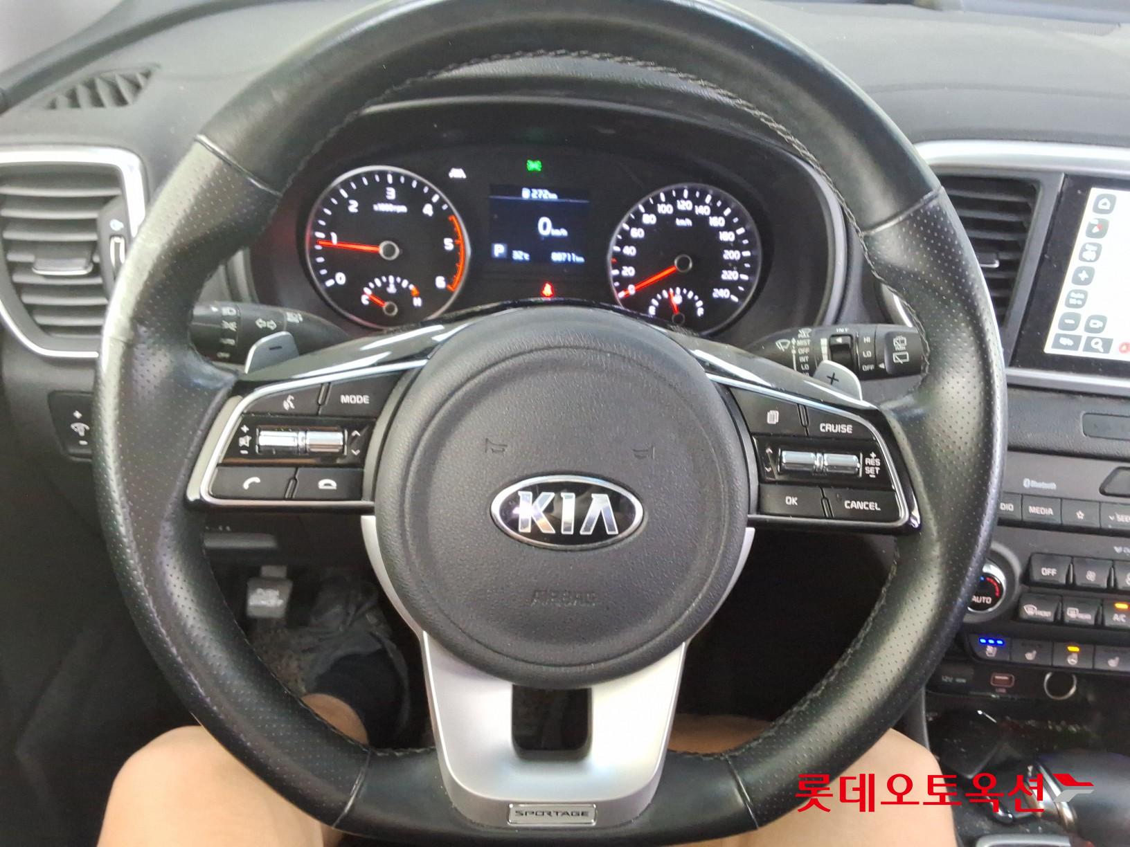 2020 - kia sportage