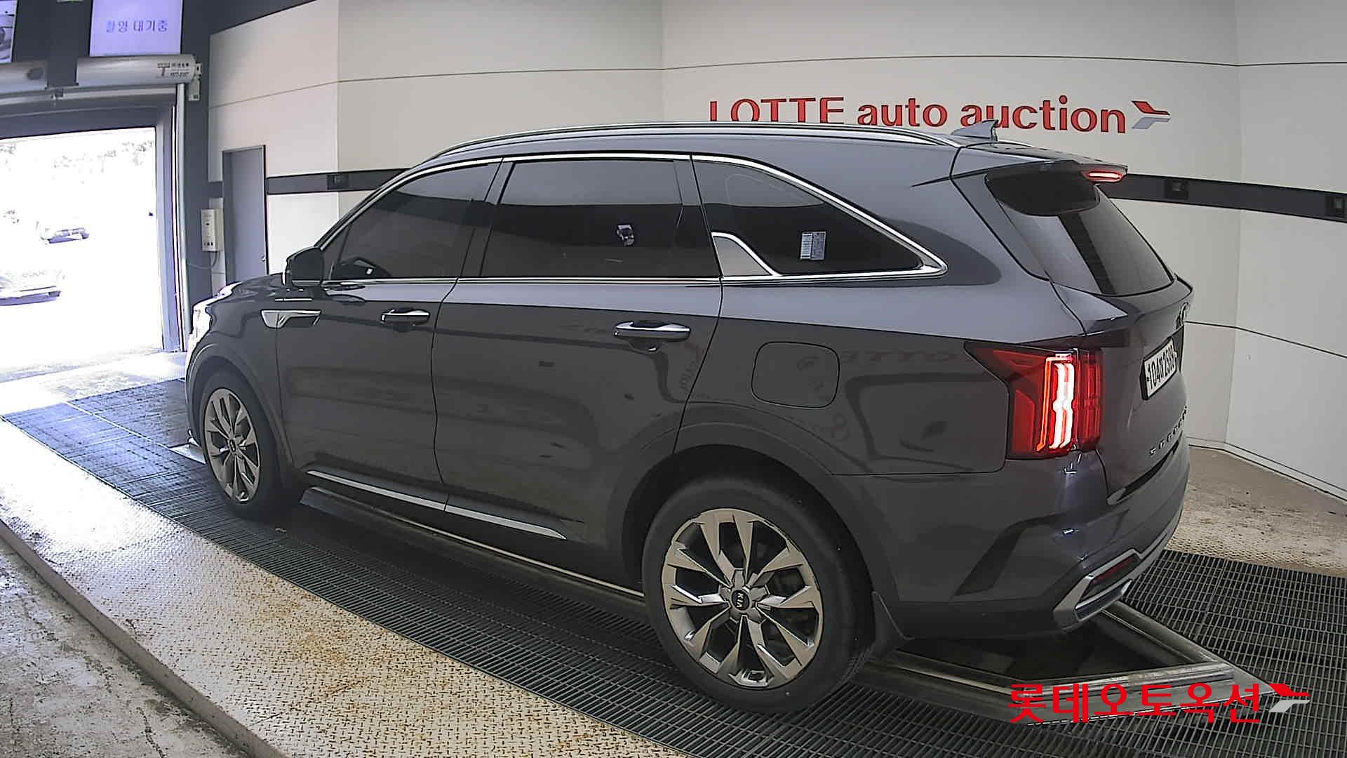 2021 - kia sorento