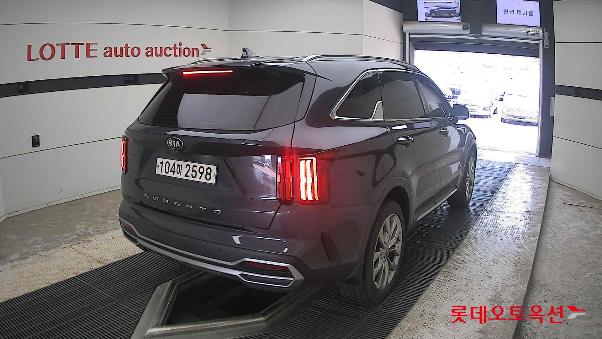2021 - kia sorento