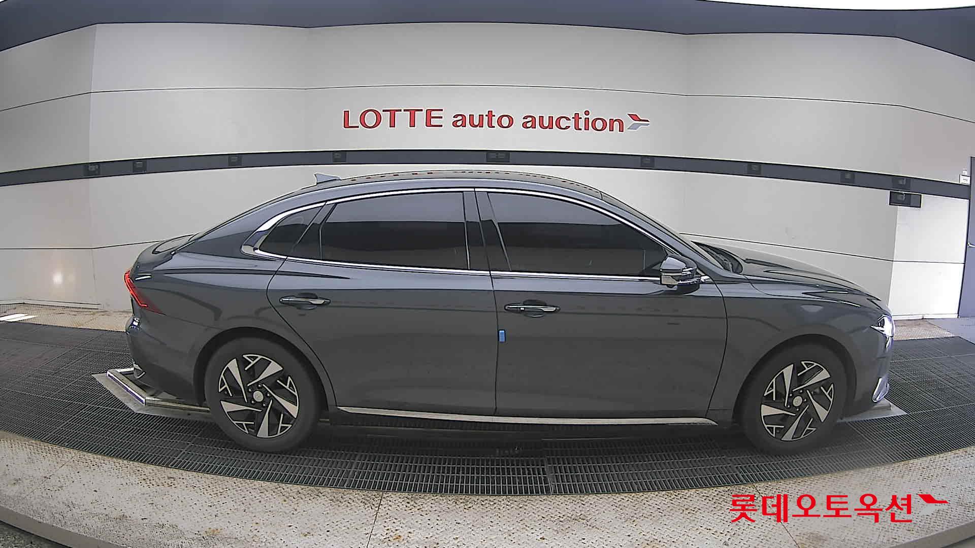 2021 - hyundai grandeur
