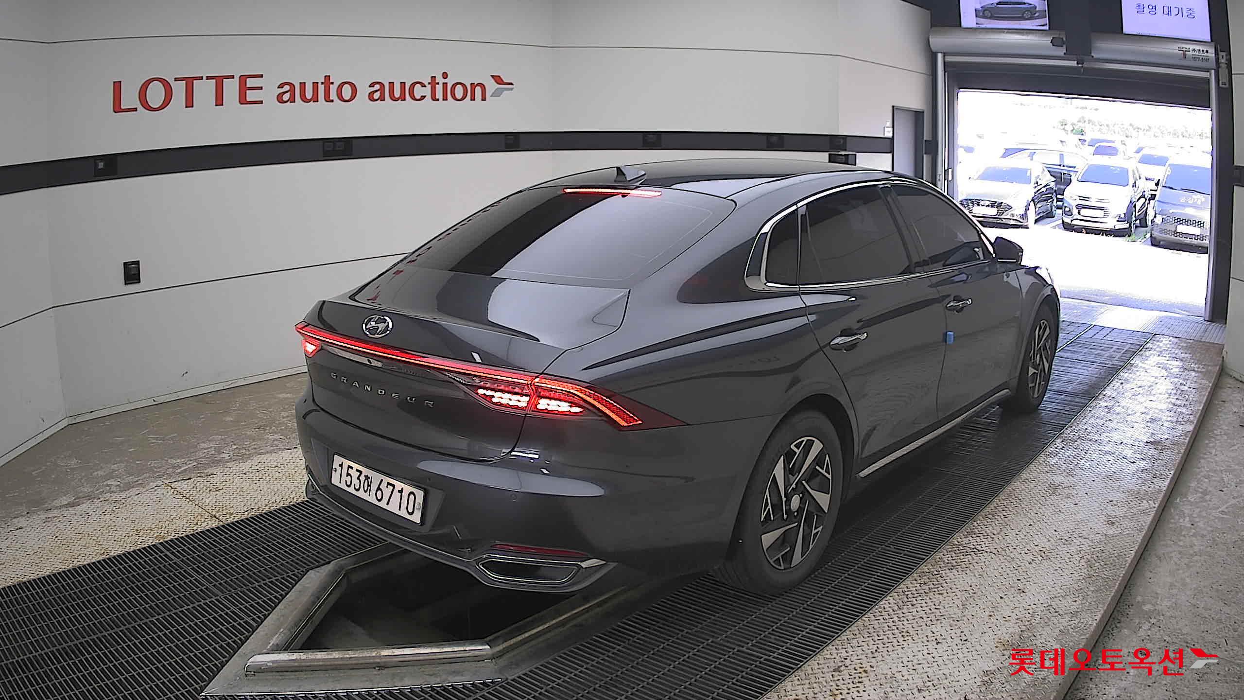 2021 - hyundai grandeur