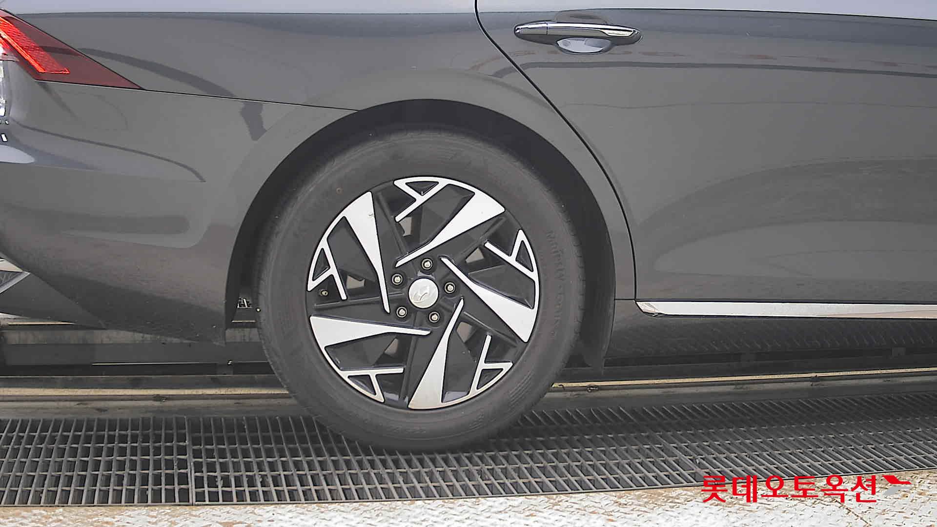2021 - hyundai grandeur