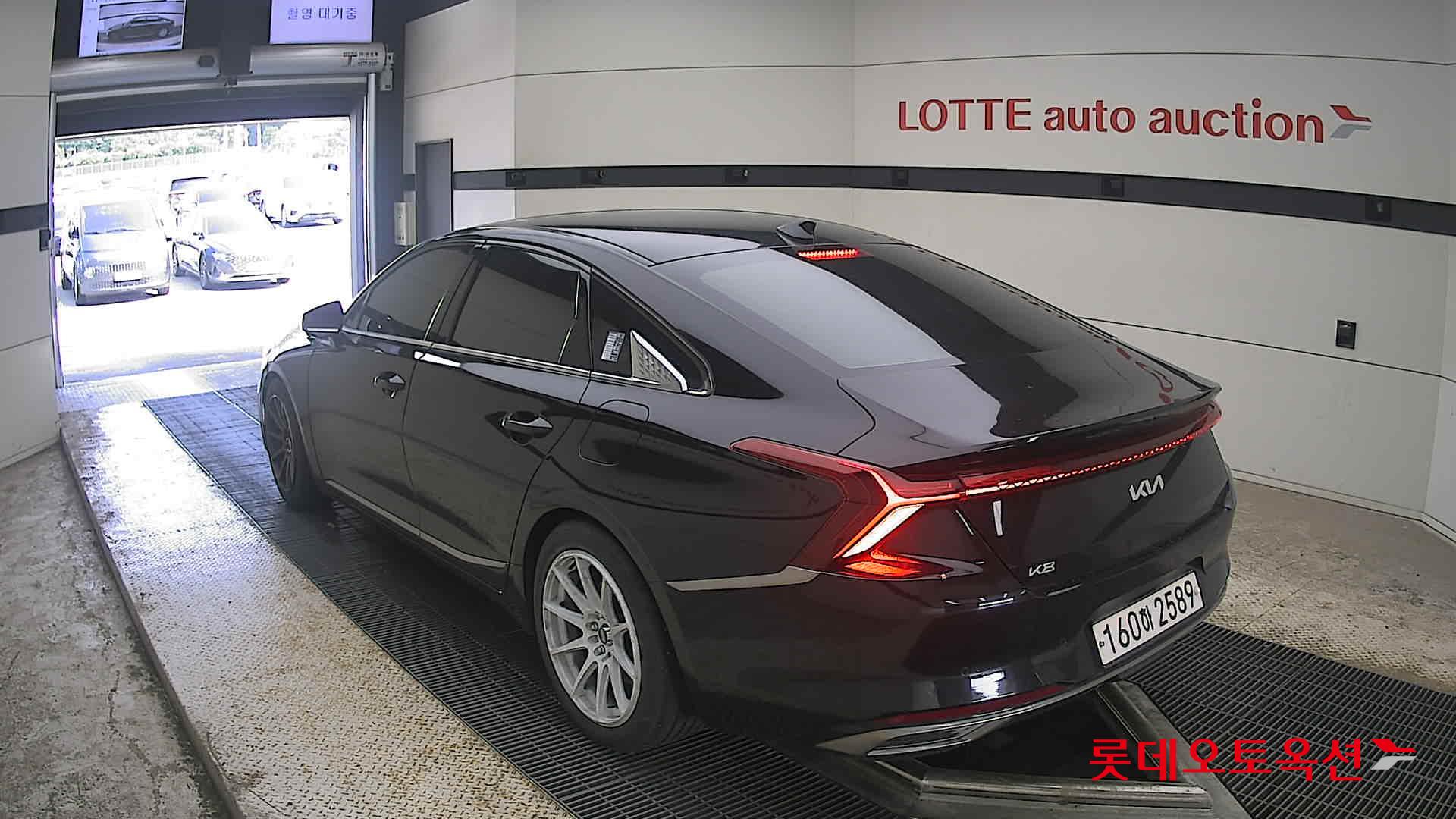 2022 - kia k8