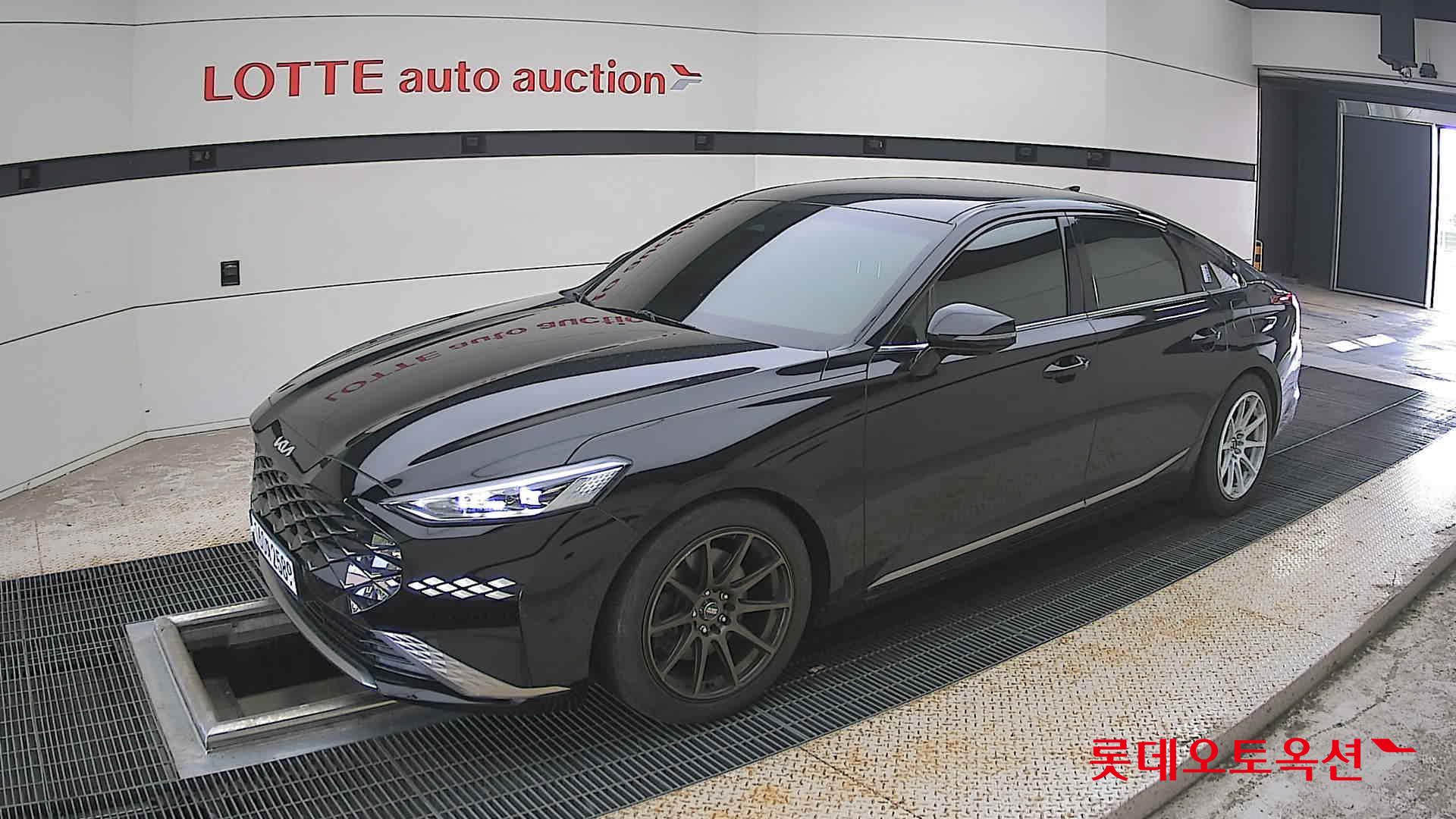 2022 - kia k8